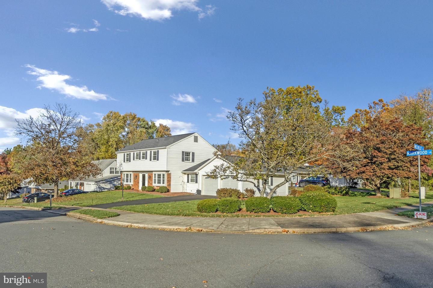 4319 MARKWOOD LN, FAIRFAX, Virginia 22033, 4 Bedrooms Bedrooms, ,2 BathroomsBathrooms,Residential,For sale,4319 MARKWOOD LN,VAFX2275900 MLS # VAFX2275900 4319 MARKWOOD LN, FAIRFAX, Virginia 22033, 4 Bedrooms Bedrooms, ,2 BathroomsBathrooms,Residential,For sale,4319 MARKWOOD LN,VAFX2275900 MLS # VAFX2275900