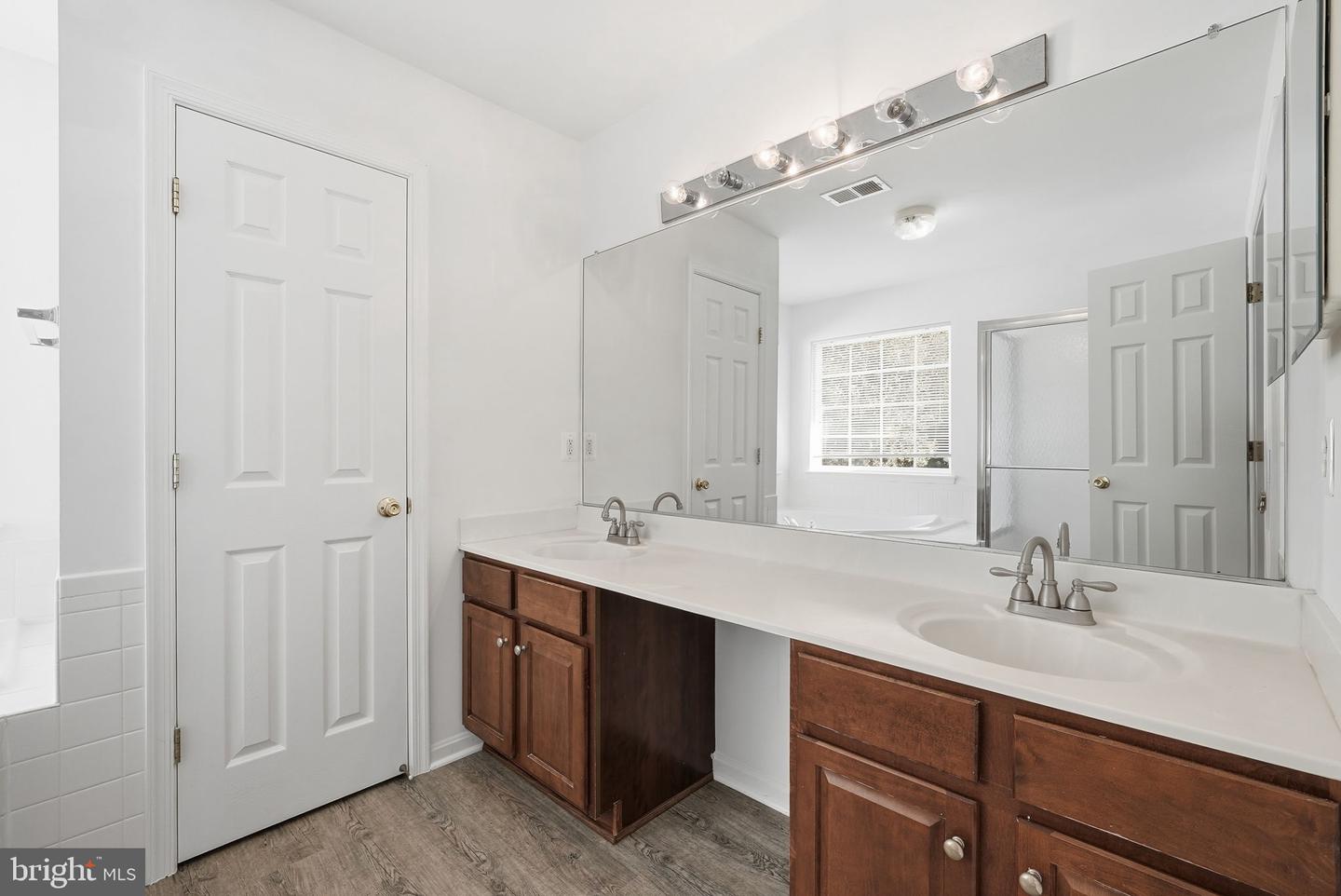 6215 HAW BRANCH CT, MANASSAS, Virginia 20112, 5 Bedrooms Bedrooms, ,3 BathroomsBathrooms,Residential,For sale,6215 HAW BRANCH CT,VAPW2106620 MLS # VAPW2106620 6215 HAW BRANCH CT, MANASSAS, Virginia 20112, 5 Bedrooms Bedrooms, ,3 BathroomsBathrooms,Residential,For sale,6215 HAW BRANCH CT,VAPW2106620 MLS # VAPW2106620