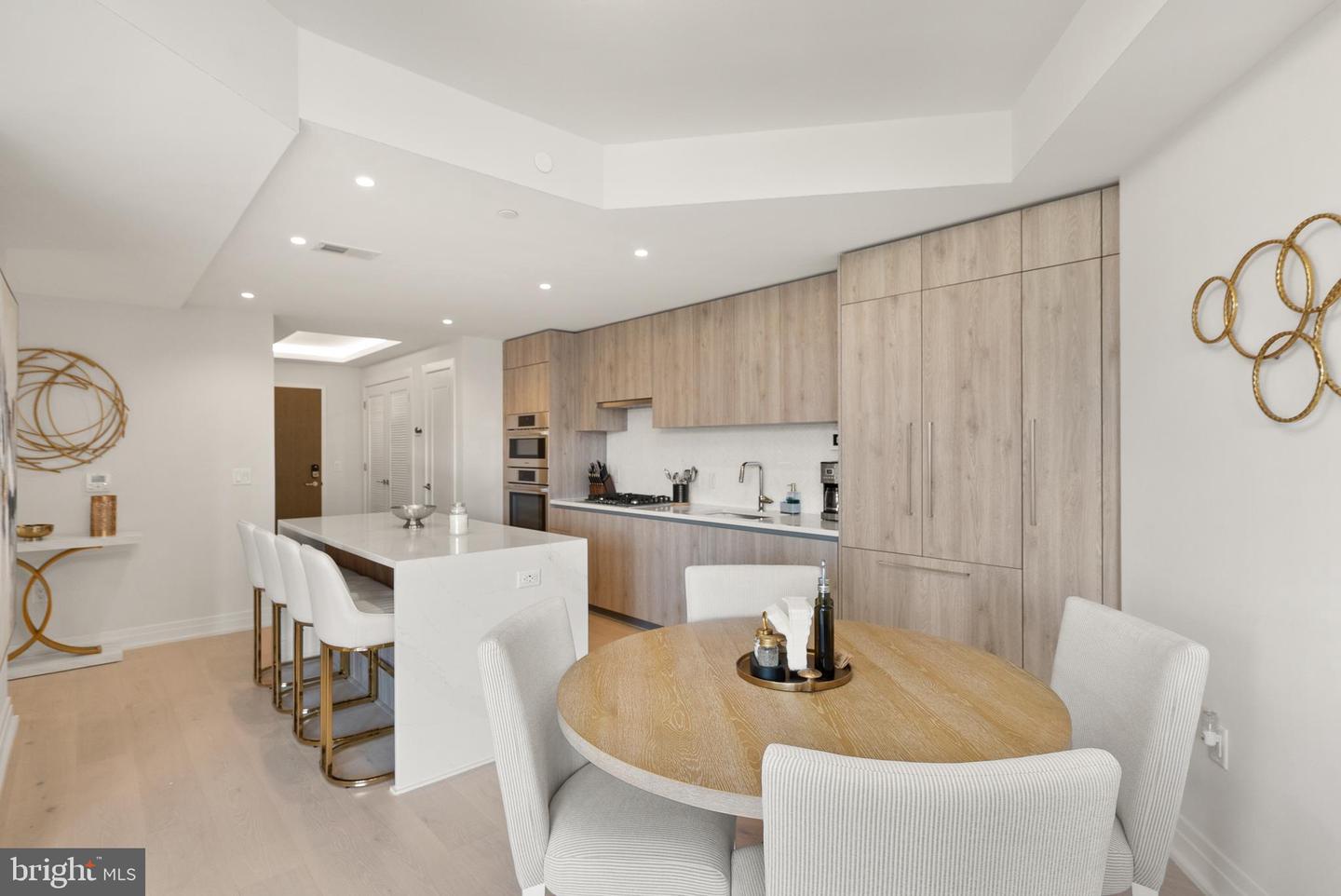 1201 N ROYAL ST #410, ALEXANDRIA, Virginia 22314, 2 Bedrooms Bedrooms, ,2 BathroomsBathrooms,Residential,For sale,1201 N ROYAL ST #410,VAAX2051158 MLS # VAAX2051158 1201 N ROYAL ST #410, ALEXANDRIA, Virginia 22314, 2 Bedrooms Bedrooms, ,2 BathroomsBathrooms,Residential,For sale,1201 N ROYAL ST #410,VAAX2051158 MLS # VAAX2051158