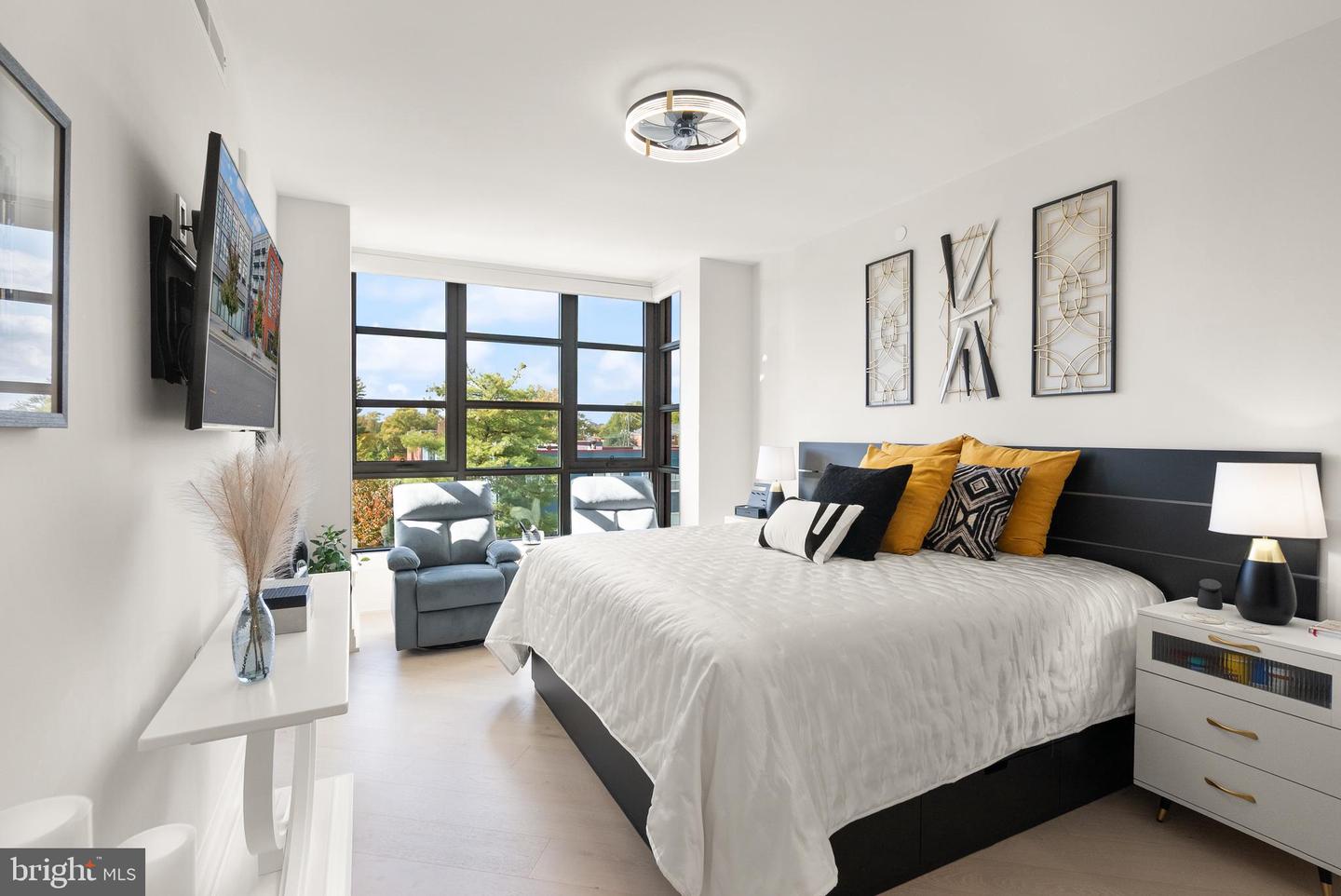 1201 N ROYAL ST #410, ALEXANDRIA, Virginia 22314, 2 Bedrooms Bedrooms, ,2 BathroomsBathrooms,Residential,For sale,1201 N ROYAL ST #410,VAAX2051158 MLS # VAAX2051158 1201 N ROYAL ST #410, ALEXANDRIA, Virginia 22314, 2 Bedrooms Bedrooms, ,2 BathroomsBathrooms,Residential,For sale,1201 N ROYAL ST #410,VAAX2051158 MLS # VAAX2051158