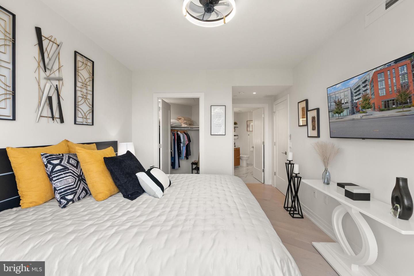 1201 N ROYAL ST #410, ALEXANDRIA, Virginia 22314, 2 Bedrooms Bedrooms, ,2 BathroomsBathrooms,Residential,For sale,1201 N ROYAL ST #410,VAAX2051158 MLS # VAAX2051158 1201 N ROYAL ST #410, ALEXANDRIA, Virginia 22314, 2 Bedrooms Bedrooms, ,2 BathroomsBathrooms,Residential,For sale,1201 N ROYAL ST #410,VAAX2051158 MLS # VAAX2051158