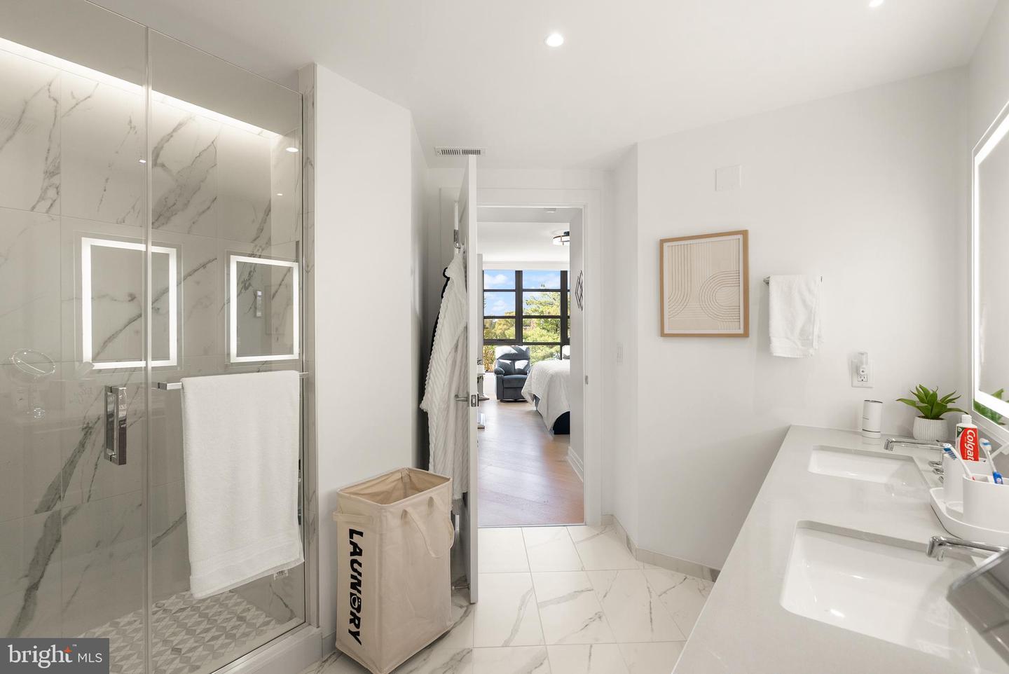 1201 N ROYAL ST #410, ALEXANDRIA, Virginia 22314, 2 Bedrooms Bedrooms, ,2 BathroomsBathrooms,Residential,For sale,1201 N ROYAL ST #410,VAAX2051158 MLS # VAAX2051158 1201 N ROYAL ST #410, ALEXANDRIA, Virginia 22314, 2 Bedrooms Bedrooms, ,2 BathroomsBathrooms,Residential,For sale,1201 N ROYAL ST #410,VAAX2051158 MLS # VAAX2051158