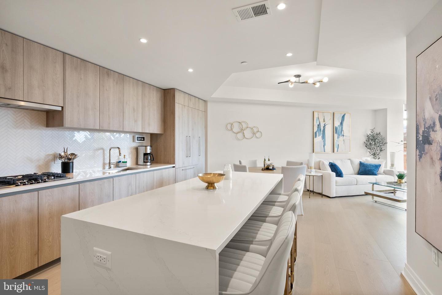 1201 N ROYAL ST #410, ALEXANDRIA, Virginia 22314, 2 Bedrooms Bedrooms, ,2 BathroomsBathrooms,Residential,For sale,1201 N ROYAL ST #410,VAAX2051158 MLS # VAAX2051158 1201 N ROYAL ST #410, ALEXANDRIA, Virginia 22314, 2 Bedrooms Bedrooms, ,2 BathroomsBathrooms,Residential,For sale,1201 N ROYAL ST #410,VAAX2051158 MLS # VAAX2051158