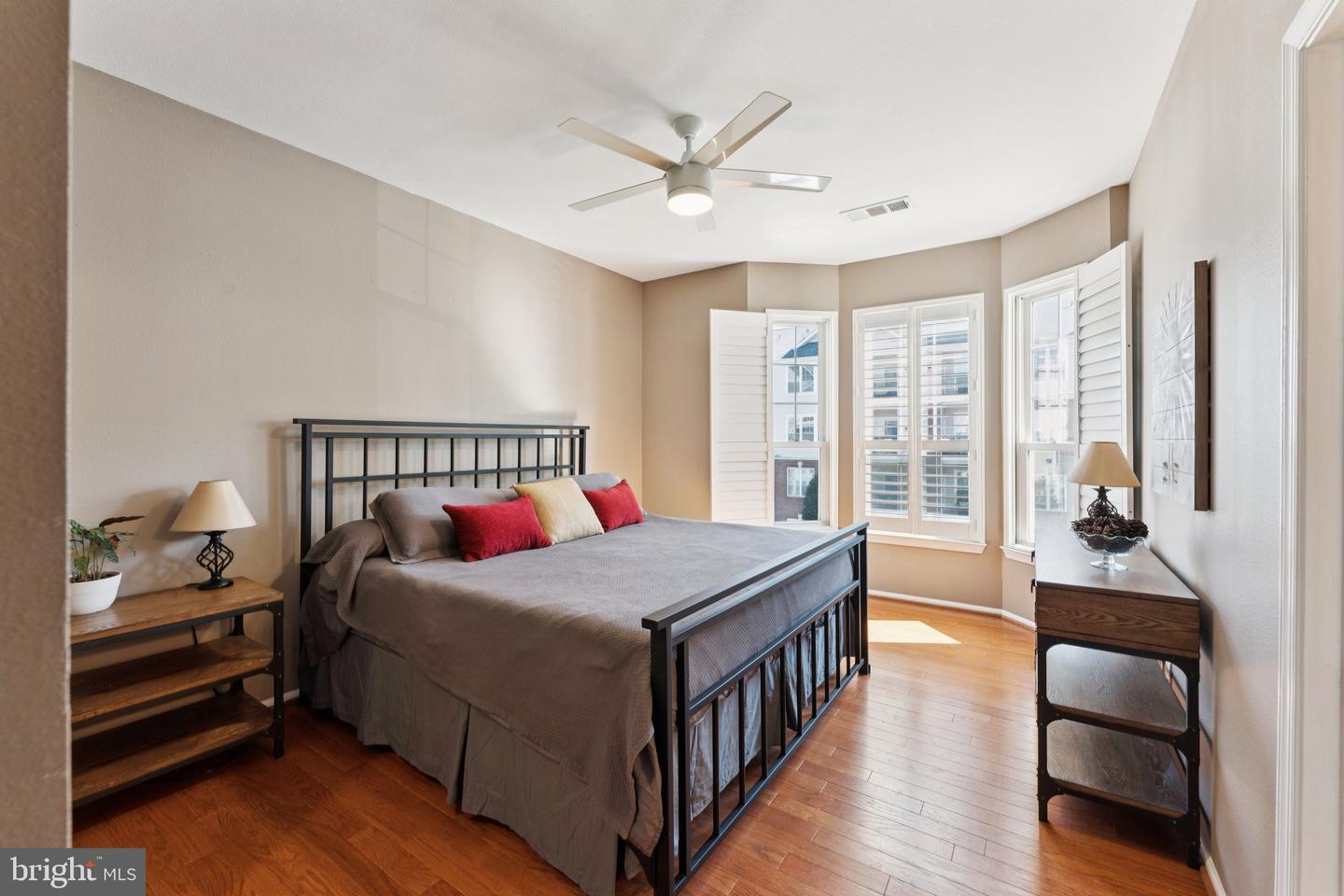 1600 SPRING GATE DR #2315, MCLEAN, Virginia 22102, 2 Bedrooms Bedrooms, ,2 BathroomsBathrooms,Residential,For sale,1600 SPRING GATE DR #2315,VAFX2276254 MLS # VAFX2276254 1600 SPRING GATE DR #2315, MCLEAN, Virginia 22102, 2 Bedrooms Bedrooms, ,2 BathroomsBathrooms,Residential,For sale,1600 SPRING GATE DR #2315,VAFX2276254 MLS # VAFX2276254