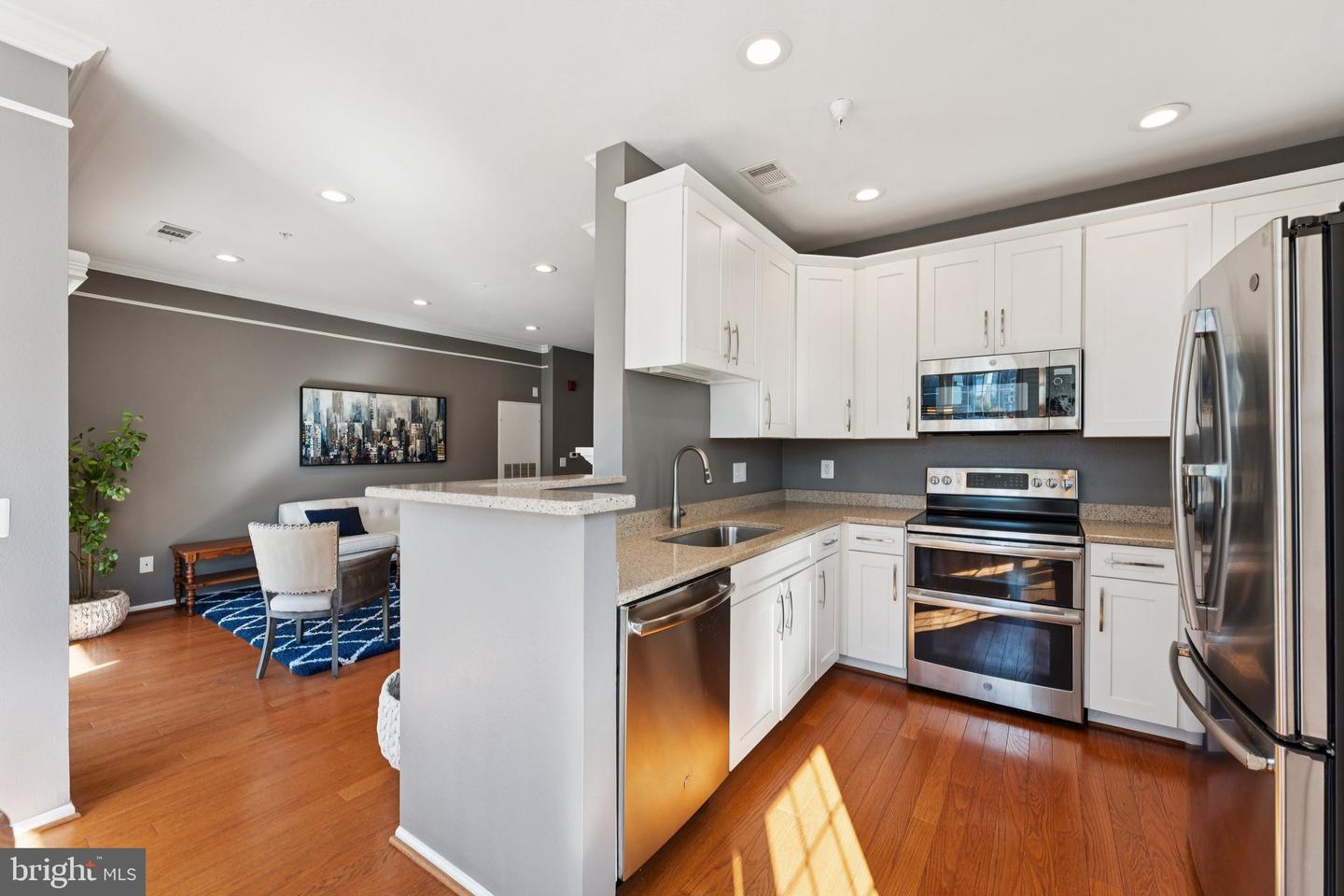 1600 SPRING GATE DR #2315, MCLEAN, Virginia 22102, 2 Bedrooms Bedrooms, ,2 BathroomsBathrooms,Residential,For sale,1600 SPRING GATE DR #2315,VAFX2276254 MLS # VAFX2276254 1600 SPRING GATE DR #2315, MCLEAN, Virginia 22102, 2 Bedrooms Bedrooms, ,2 BathroomsBathrooms,Residential,For sale,1600 SPRING GATE DR #2315,VAFX2276254 MLS # VAFX2276254