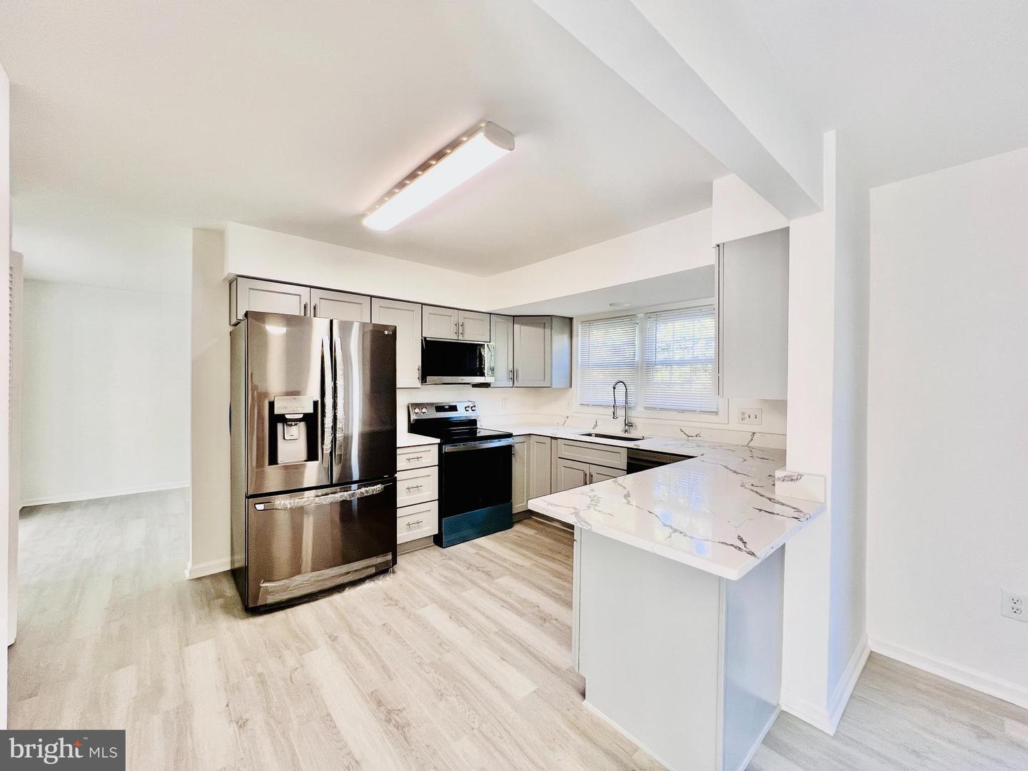 6129 FRANCONIA STATION LN, ALEXANDRIA, Virginia 22310, 5 Bedrooms Bedrooms, ,5 BathroomsBathrooms,Residential,For sale,6129 FRANCONIA STATION LN,VAFX2276270 MLS # VAFX2276270 6129 FRANCONIA STATION LN, ALEXANDRIA, Virginia 22310, 5 Bedrooms Bedrooms, ,5 BathroomsBathrooms,Residential,For sale,6129 FRANCONIA STATION LN,VAFX2276270 MLS # VAFX2276270