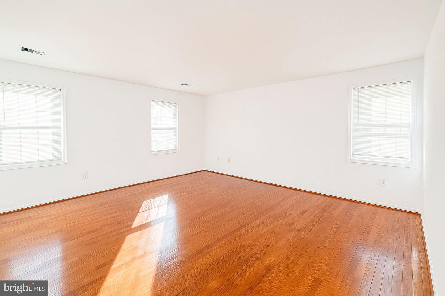 6129 FRANCONIA STATION LN, ALEXANDRIA, Virginia 22310, 5 Bedrooms Bedrooms, ,5 BathroomsBathrooms,Residential,For sale,6129 FRANCONIA STATION LN,VAFX2276270 MLS # VAFX2276270 6129 FRANCONIA STATION LN, ALEXANDRIA, Virginia 22310, 5 Bedrooms Bedrooms, ,5 BathroomsBathrooms,Residential,For sale,6129 FRANCONIA STATION LN,VAFX2276270 MLS # VAFX2276270