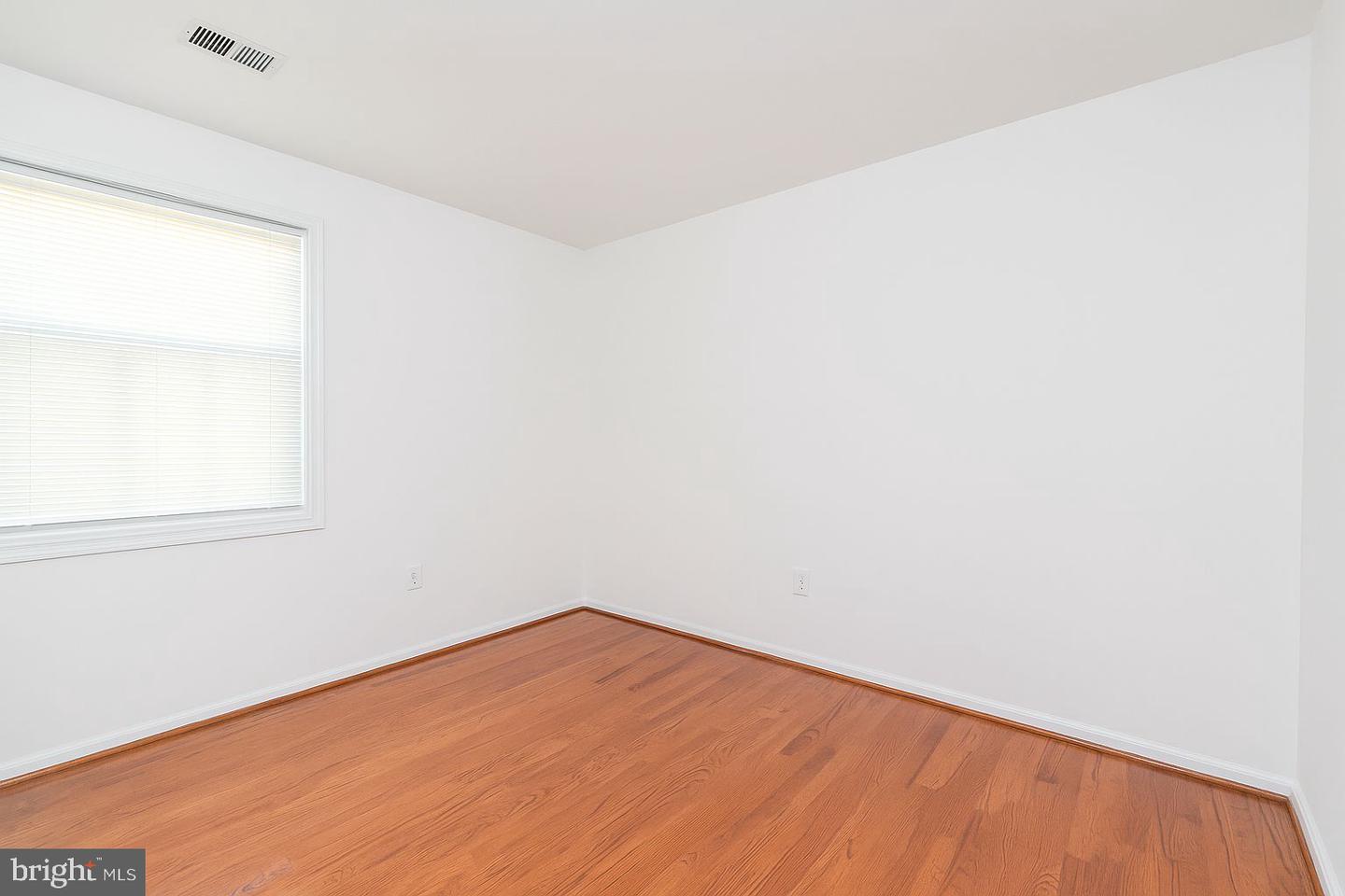 6129 FRANCONIA STATION LN, ALEXANDRIA, Virginia 22310, 5 Bedrooms Bedrooms, ,5 BathroomsBathrooms,Residential,For sale,6129 FRANCONIA STATION LN,VAFX2276270 MLS # VAFX2276270 6129 FRANCONIA STATION LN, ALEXANDRIA, Virginia 22310, 5 Bedrooms Bedrooms, ,5 BathroomsBathrooms,Residential,For sale,6129 FRANCONIA STATION LN,VAFX2276270 MLS # VAFX2276270