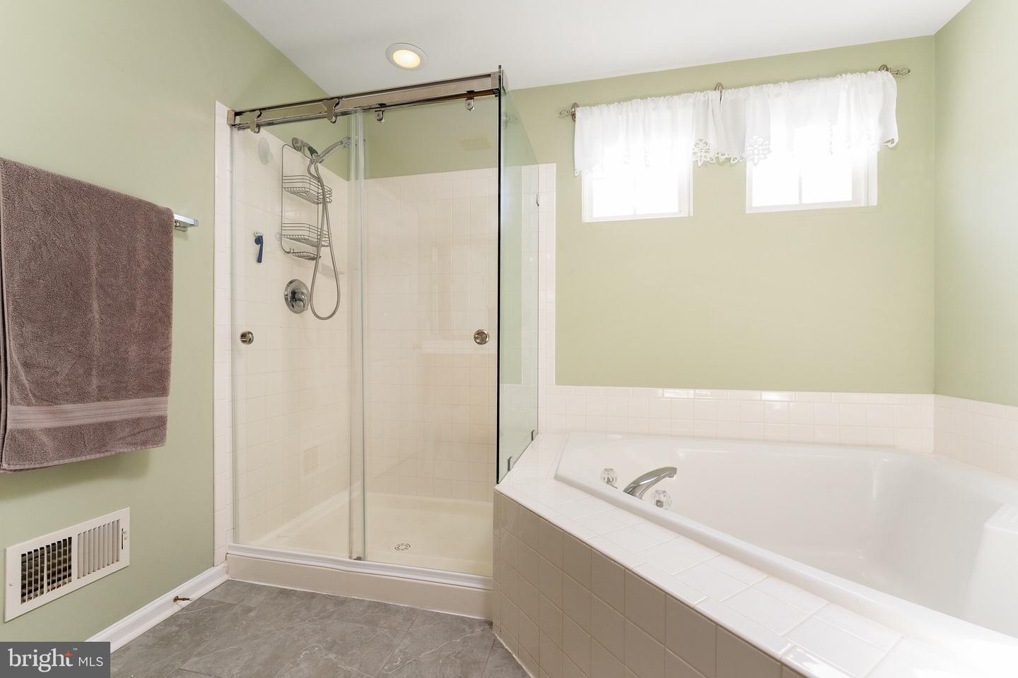 7220 FORKLAND WAY, GAINESVILLE, Virginia 20155, 4 Bedrooms Bedrooms, ,2 BathroomsBathrooms,Residential,For sale,7220 FORKLAND WAY,VAPW2106746 MLS # VAPW2106746 7220 FORKLAND WAY, GAINESVILLE, Virginia 20155, 4 Bedrooms Bedrooms, ,2 BathroomsBathrooms,Residential,For sale,7220 FORKLAND WAY,VAPW2106746 MLS # VAPW2106746