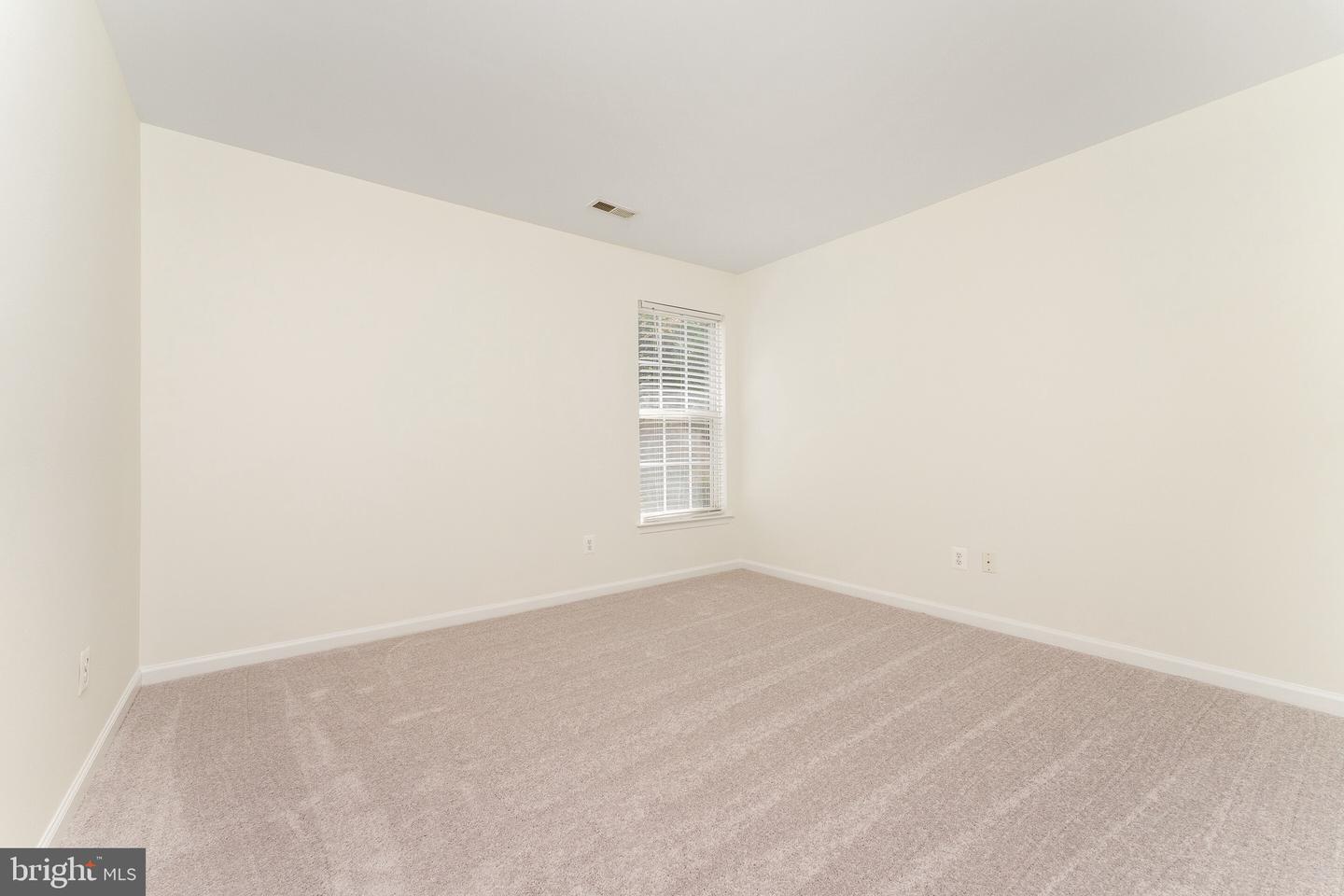 7220 FORKLAND WAY, GAINESVILLE, Virginia 20155, 4 Bedrooms Bedrooms, ,2 BathroomsBathrooms,Residential,For sale,7220 FORKLAND WAY,VAPW2106746 MLS # VAPW2106746 7220 FORKLAND WAY, GAINESVILLE, Virginia 20155, 4 Bedrooms Bedrooms, ,2 BathroomsBathrooms,Residential,For sale,7220 FORKLAND WAY,VAPW2106746 MLS # VAPW2106746