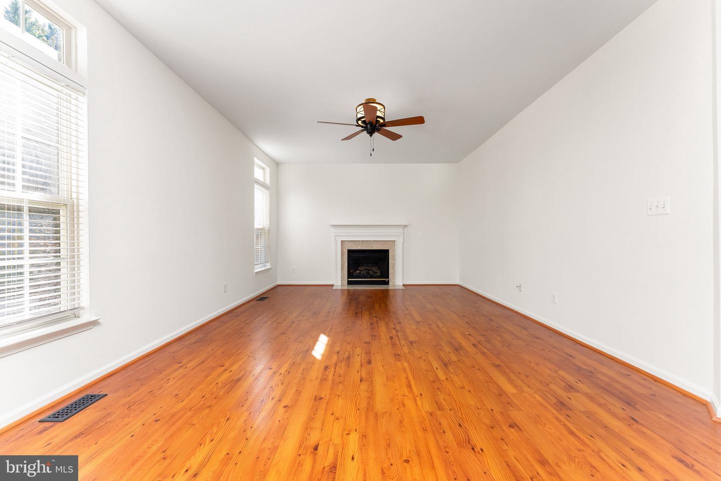 7220 FORKLAND WAY, GAINESVILLE, Virginia 20155, 4 Bedrooms Bedrooms, ,2 BathroomsBathrooms,Residential,For sale,7220 FORKLAND WAY,VAPW2106746 MLS # VAPW2106746 7220 FORKLAND WAY, GAINESVILLE, Virginia 20155, 4 Bedrooms Bedrooms, ,2 BathroomsBathrooms,Residential,For sale,7220 FORKLAND WAY,VAPW2106746 MLS # VAPW2106746