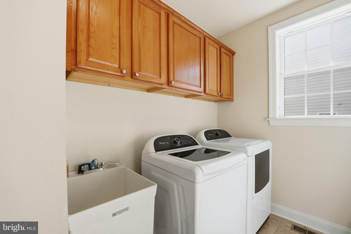 4605 BESSELINK WAY, HAYMARKET, Virginia 20169, 4 Bedrooms Bedrooms, ,3 BathroomsBathrooms,Residential,For sale,4605 BESSELINK WAY,VAPW2106802 MLS # VAPW2106802 4605 BESSELINK WAY, HAYMARKET, Virginia 20169, 4 Bedrooms Bedrooms, ,3 BathroomsBathrooms,Residential,For sale,4605 BESSELINK WAY,VAPW2106802 MLS # VAPW2106802