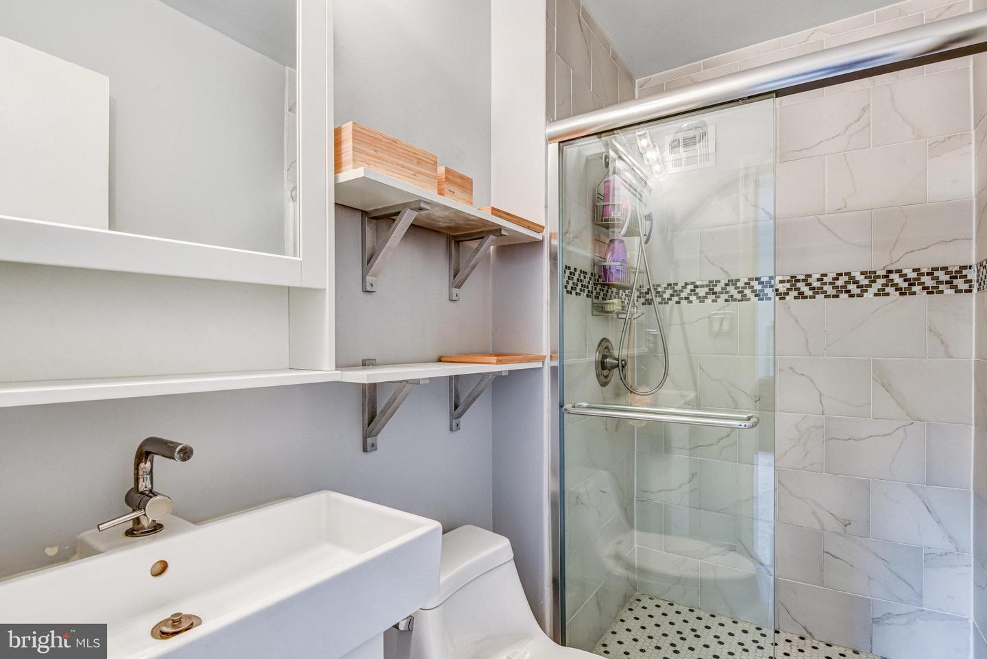 10344 GRANITE CREEK LN, OAKTON, Virginia 22124, 4 Bedrooms Bedrooms, ,3 BathroomsBathrooms,Residential,For sale,10344 GRANITE CREEK LN,VAFX2276468 MLS # VAFX2276468 10344 GRANITE CREEK LN, OAKTON, Virginia 22124, 4 Bedrooms Bedrooms, ,3 BathroomsBathrooms,Residential,For sale,10344 GRANITE CREEK LN,VAFX2276468 MLS # VAFX2276468