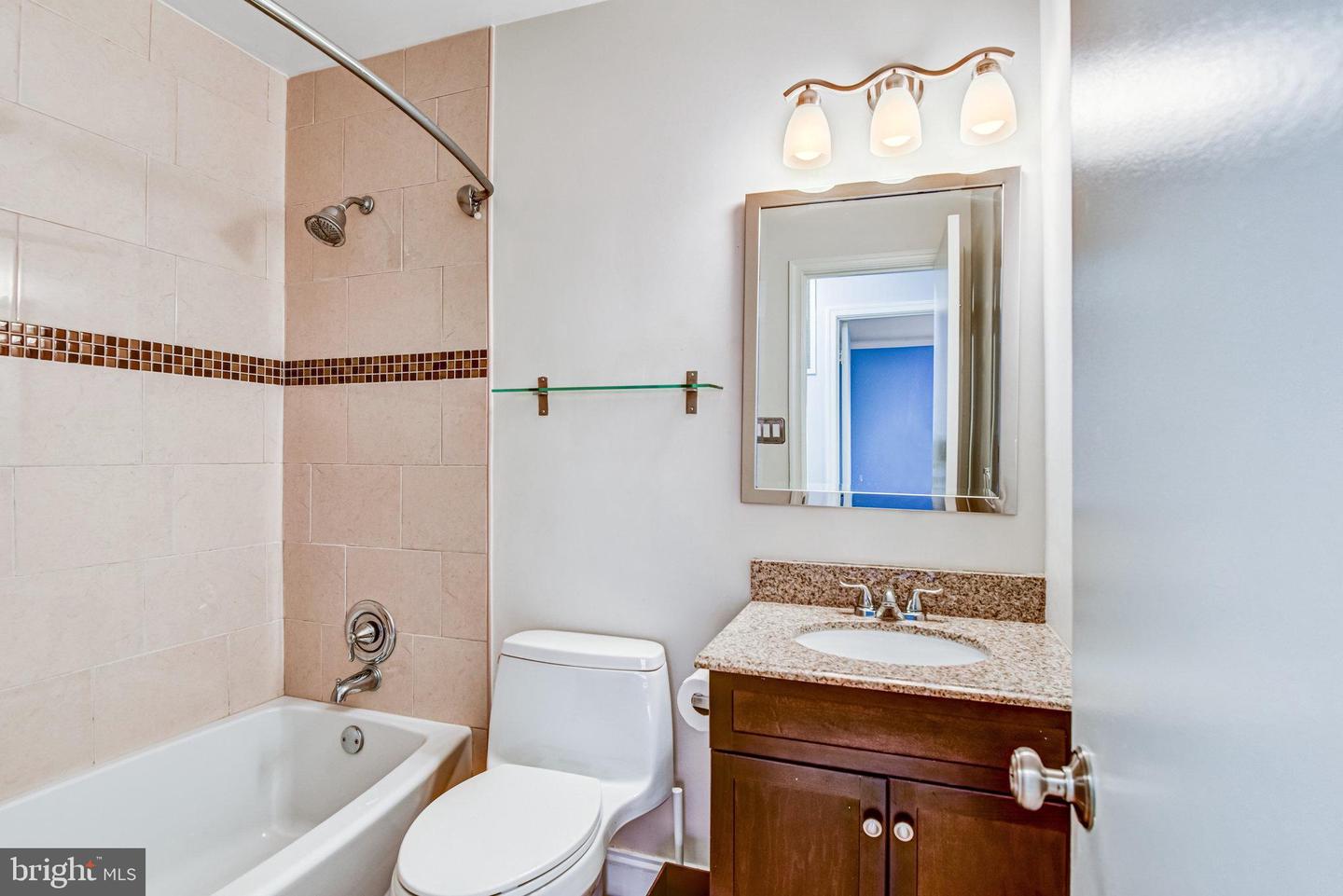 10344 GRANITE CREEK LN, OAKTON, Virginia 22124, 4 Bedrooms Bedrooms, ,3 BathroomsBathrooms,Residential,For sale,10344 GRANITE CREEK LN,VAFX2276468 MLS # VAFX2276468 10344 GRANITE CREEK LN, OAKTON, Virginia 22124, 4 Bedrooms Bedrooms, ,3 BathroomsBathrooms,Residential,For sale,10344 GRANITE CREEK LN,VAFX2276468 MLS # VAFX2276468