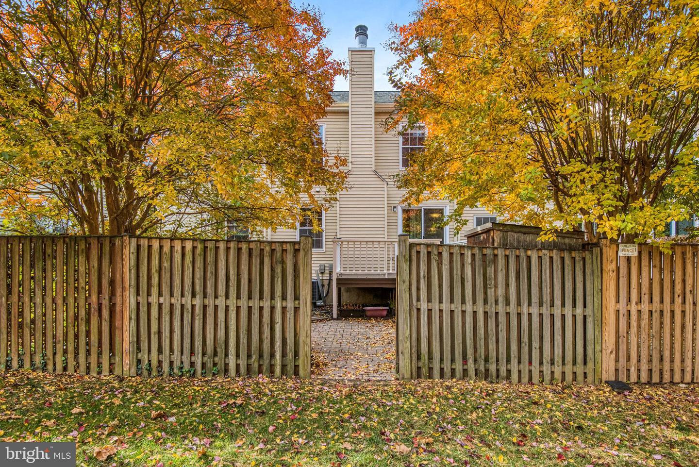 10344 GRANITE CREEK LN, OAKTON, Virginia 22124, 4 Bedrooms Bedrooms, ,3 BathroomsBathrooms,Residential,For sale,10344 GRANITE CREEK LN,VAFX2276468 MLS # VAFX2276468 10344 GRANITE CREEK LN, OAKTON, Virginia 22124, 4 Bedrooms Bedrooms, ,3 BathroomsBathrooms,Residential,For sale,10344 GRANITE CREEK LN,VAFX2276468 MLS # VAFX2276468