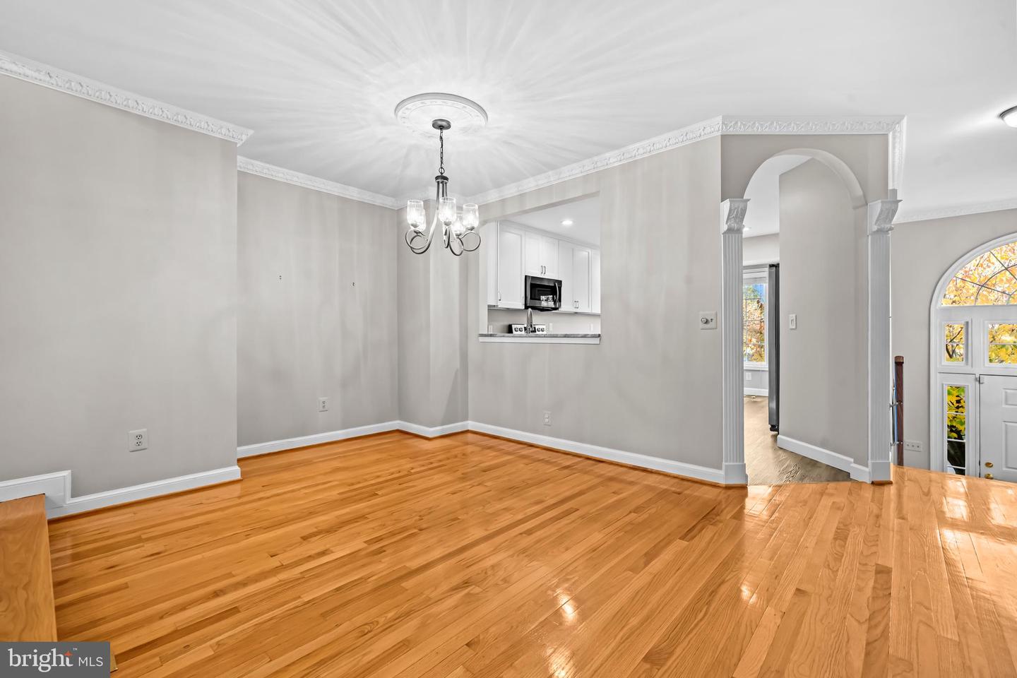 6631 DUNWICH WAY, ALEXANDRIA, Virginia 22315, 3 Bedrooms Bedrooms, ,3 BathroomsBathrooms,Residential,For sale,6631 DUNWICH WAY,VAFX2276546 MLS # VAFX2276546 6631 DUNWICH WAY, ALEXANDRIA, Virginia 22315, 3 Bedrooms Bedrooms, ,3 BathroomsBathrooms,Residential,For sale,6631 DUNWICH WAY,VAFX2276546 MLS # VAFX2276546