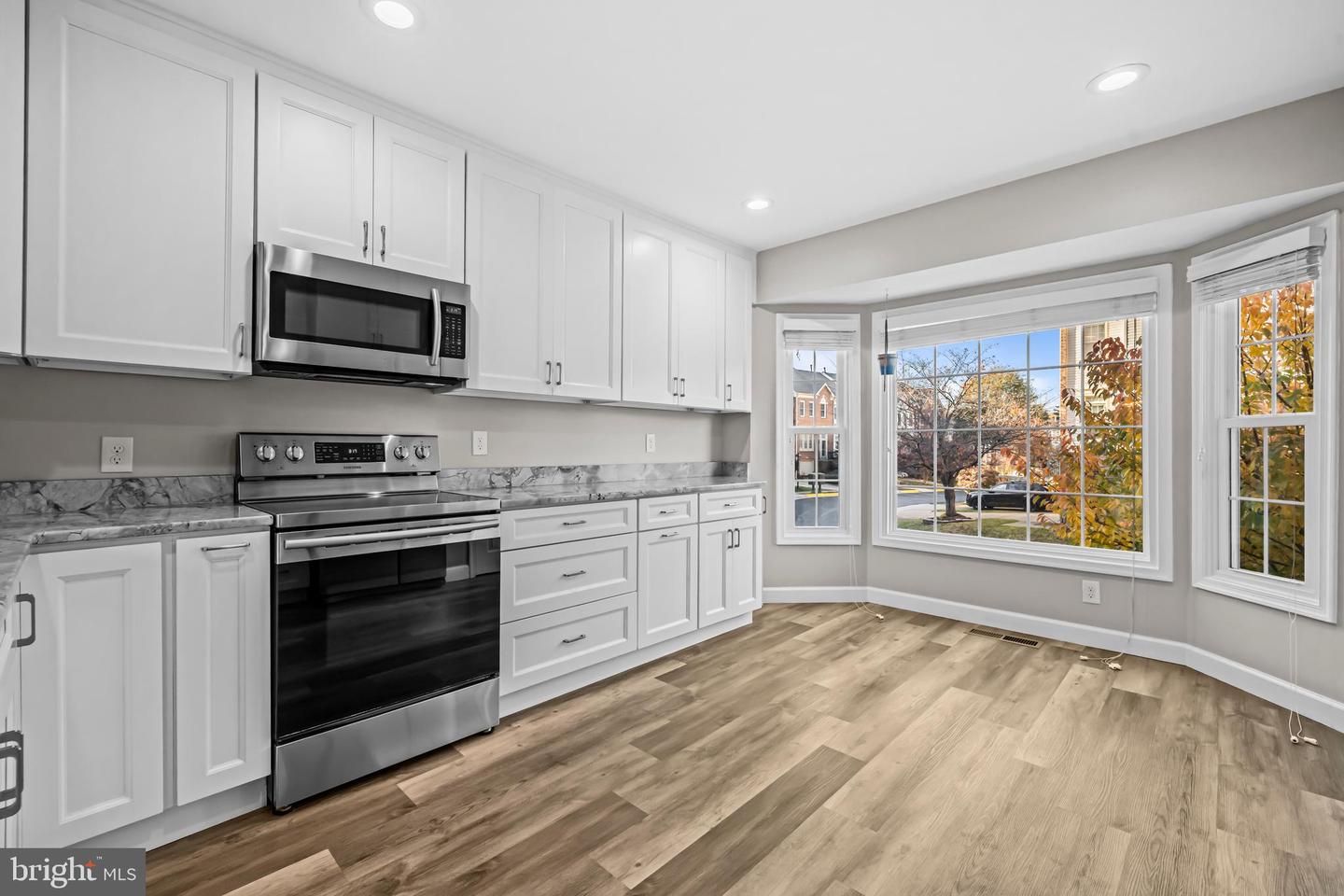 6631 DUNWICH WAY, ALEXANDRIA, Virginia 22315, 3 Bedrooms Bedrooms, ,3 BathroomsBathrooms,Residential,For sale,6631 DUNWICH WAY,VAFX2276546 MLS # VAFX2276546 6631 DUNWICH WAY, ALEXANDRIA, Virginia 22315, 3 Bedrooms Bedrooms, ,3 BathroomsBathrooms,Residential,For sale,6631 DUNWICH WAY,VAFX2276546 MLS # VAFX2276546