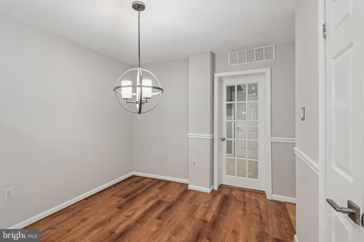 3769 PERSIMMON CIR, FAIRFAX, Virginia 22031, 2 Bedrooms Bedrooms, 6 Rooms Rooms,2 BathroomsBathrooms,Residential,For sale,3769 PERSIMMON CIR,VAFX2277128 MLS # VAFX2277128 3769 PERSIMMON CIR, FAIRFAX, Virginia 22031, 2 Bedrooms Bedrooms, 6 Rooms Rooms,2 BathroomsBathrooms,Residential,For sale,3769 PERSIMMON CIR,VAFX2277128 MLS # VAFX2277128