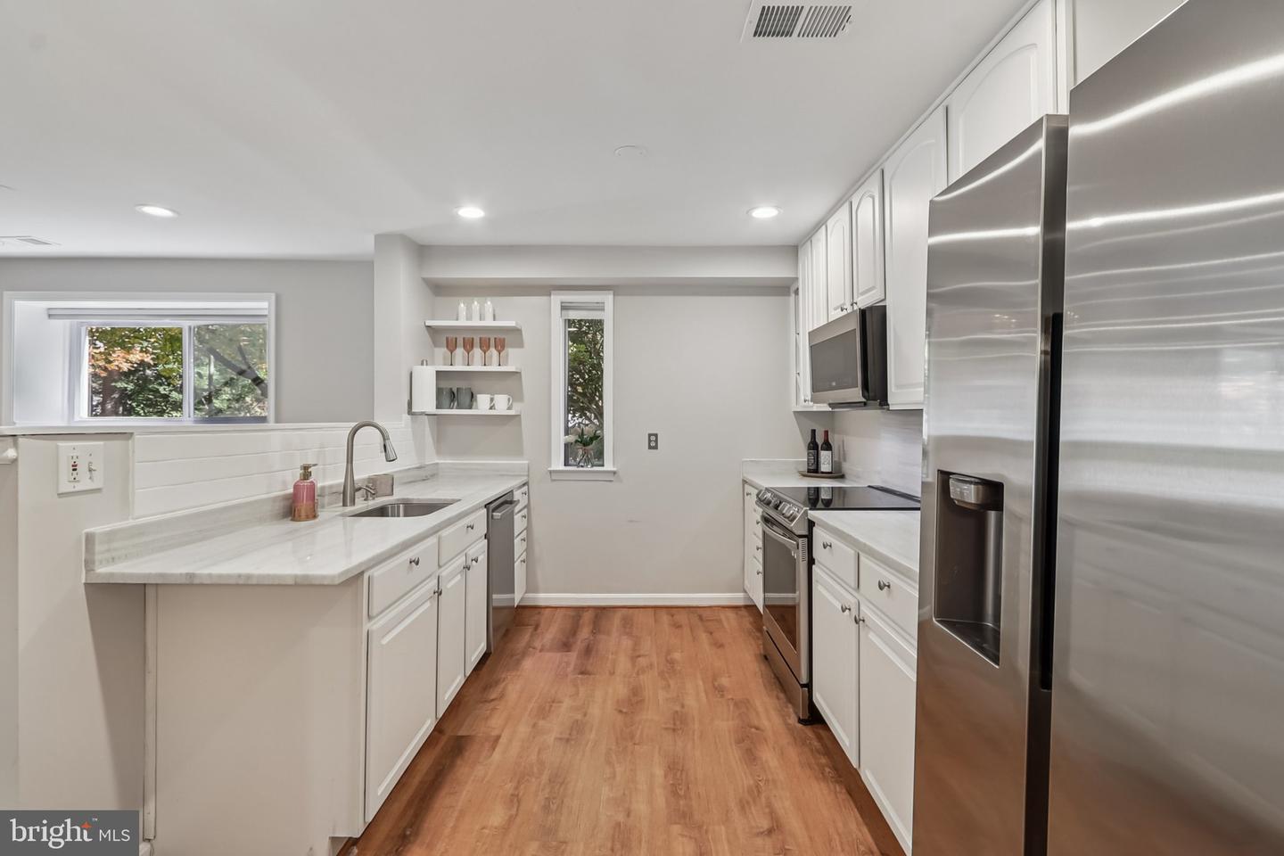 3769 PERSIMMON CIR, FAIRFAX, Virginia 22031, 2 Bedrooms Bedrooms, 6 Rooms Rooms,2 BathroomsBathrooms,Residential,For sale,3769 PERSIMMON CIR,VAFX2277128 MLS # VAFX2277128 3769 PERSIMMON CIR, FAIRFAX, Virginia 22031, 2 Bedrooms Bedrooms, 6 Rooms Rooms,2 BathroomsBathrooms,Residential,For sale,3769 PERSIMMON CIR,VAFX2277128 MLS # VAFX2277128