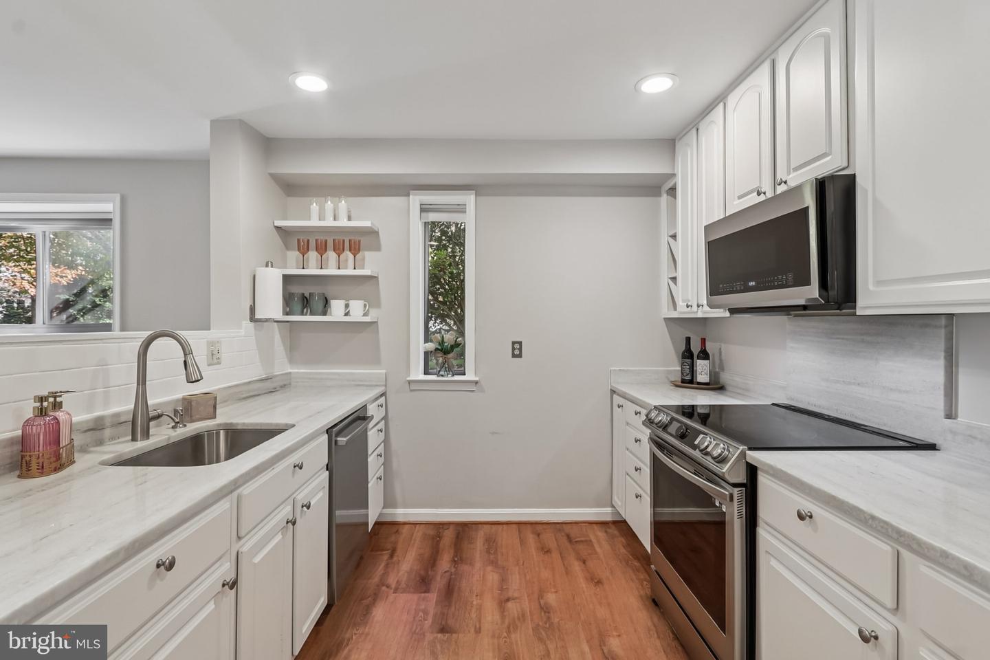 3769 PERSIMMON CIR, FAIRFAX, Virginia 22031, 2 Bedrooms Bedrooms, 6 Rooms Rooms,2 BathroomsBathrooms,Residential,For sale,3769 PERSIMMON CIR,VAFX2277128 MLS # VAFX2277128 3769 PERSIMMON CIR, FAIRFAX, Virginia 22031, 2 Bedrooms Bedrooms, 6 Rooms Rooms,2 BathroomsBathrooms,Residential,For sale,3769 PERSIMMON CIR,VAFX2277128 MLS # VAFX2277128