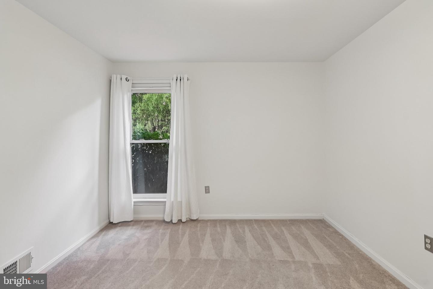 3769 PERSIMMON CIR, FAIRFAX, Virginia 22031, 2 Bedrooms Bedrooms, 6 Rooms Rooms,2 BathroomsBathrooms,Residential,For sale,3769 PERSIMMON CIR,VAFX2277128 MLS # VAFX2277128 3769 PERSIMMON CIR, FAIRFAX, Virginia 22031, 2 Bedrooms Bedrooms, 6 Rooms Rooms,2 BathroomsBathrooms,Residential,For sale,3769 PERSIMMON CIR,VAFX2277128 MLS # VAFX2277128