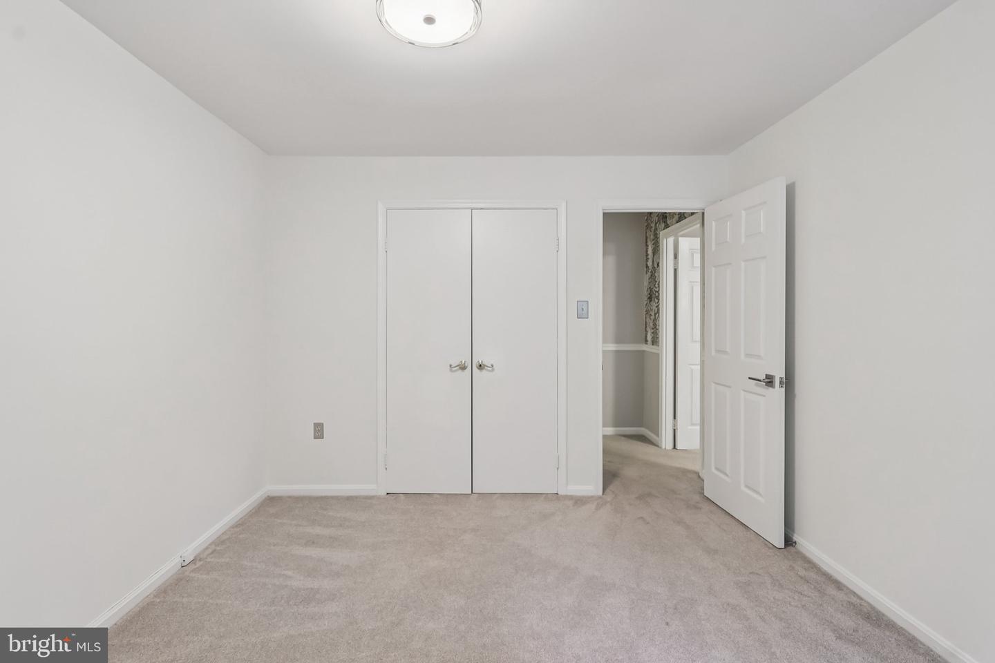 3769 PERSIMMON CIR, FAIRFAX, Virginia 22031, 2 Bedrooms Bedrooms, 6 Rooms Rooms,2 BathroomsBathrooms,Residential,For sale,3769 PERSIMMON CIR,VAFX2277128 MLS # VAFX2277128 3769 PERSIMMON CIR, FAIRFAX, Virginia 22031, 2 Bedrooms Bedrooms, 6 Rooms Rooms,2 BathroomsBathrooms,Residential,For sale,3769 PERSIMMON CIR,VAFX2277128 MLS # VAFX2277128