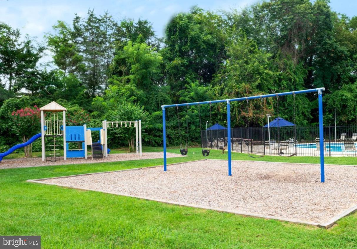 3769 PERSIMMON CIR, FAIRFAX, Virginia 22031, 2 Bedrooms Bedrooms, 6 Rooms Rooms,2 BathroomsBathrooms,Residential,For sale,3769 PERSIMMON CIR,VAFX2277128 MLS # VAFX2277128 3769 PERSIMMON CIR, FAIRFAX, Virginia 22031, 2 Bedrooms Bedrooms, 6 Rooms Rooms,2 BathroomsBathrooms,Residential,For sale,3769 PERSIMMON CIR,VAFX2277128 MLS # VAFX2277128