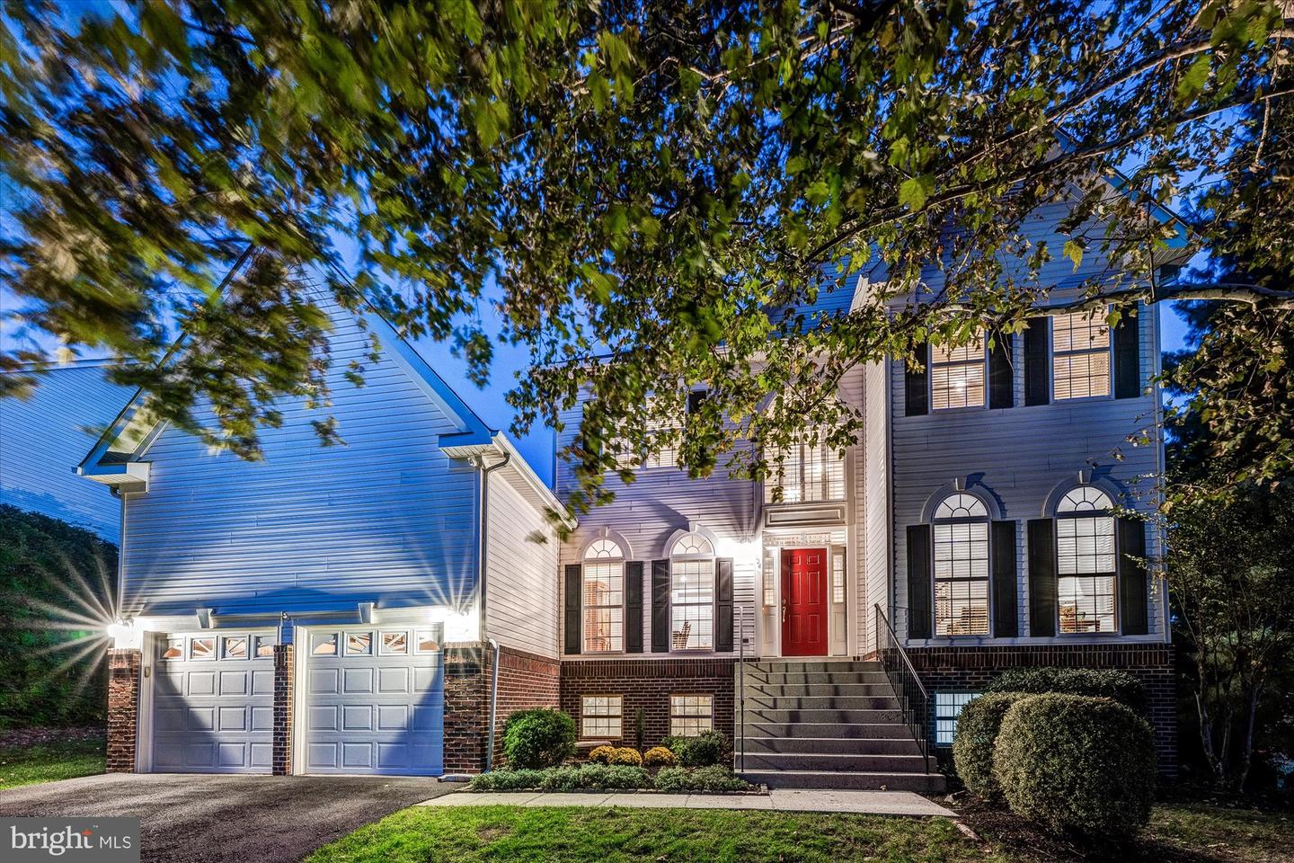 724 GODFREY CT SE, LEESBURG, Virginia 20175, 5 Bedrooms Bedrooms, ,3 BathroomsBathrooms,Residential,For sale,724 GODFREY CT SE,VALO2109788 MLS # VALO2109788 724 GODFREY CT SE, LEESBURG, Virginia 20175, 5 Bedrooms Bedrooms, ,3 BathroomsBathrooms,Residential,For sale,724 GODFREY CT SE,VALO2109788 MLS # VALO2109788