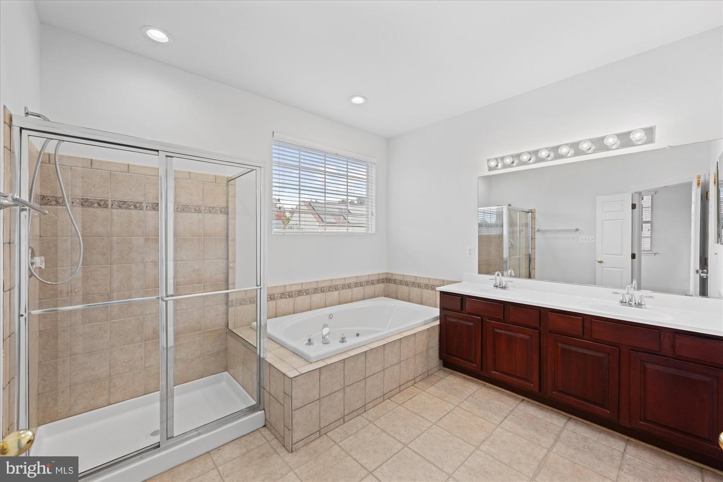 724 GODFREY CT SE, LEESBURG, Virginia 20175, 5 Bedrooms Bedrooms, ,3 BathroomsBathrooms,Residential,For sale,724 GODFREY CT SE,VALO2109788 MLS # VALO2109788 724 GODFREY CT SE, LEESBURG, Virginia 20175, 5 Bedrooms Bedrooms, ,3 BathroomsBathrooms,Residential,For sale,724 GODFREY CT SE,VALO2109788 MLS # VALO2109788