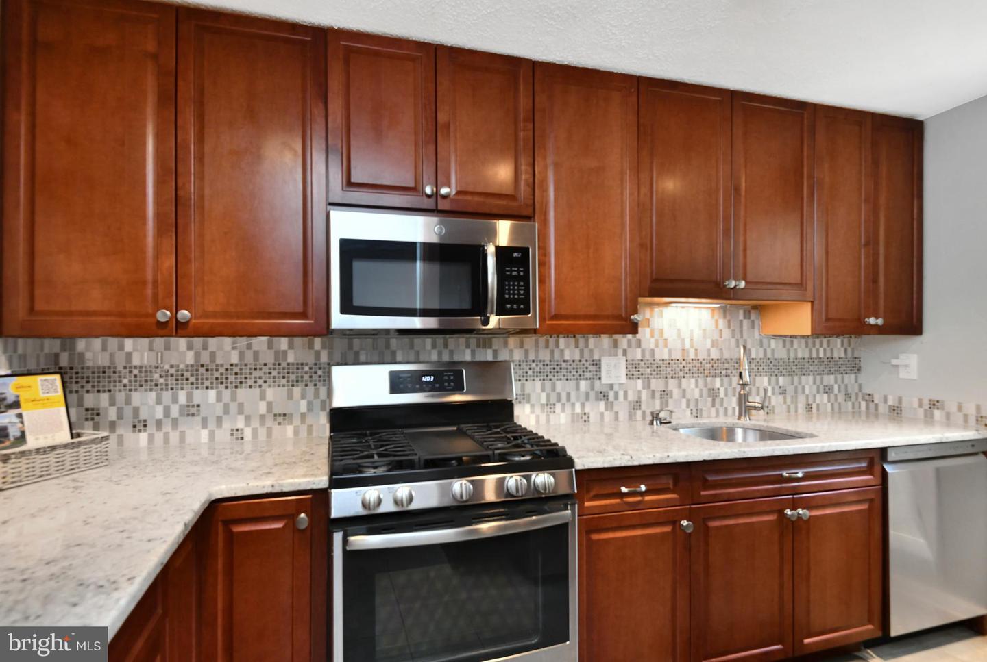 10002 OAKTON TERRACE RD, OAKTON, Virginia 22124, 1 Bedroom Bedrooms, ,1 BathroomBathrooms,Residential,For sale,10002 OAKTON TERRACE RD,VAFX2277288 MLS # VAFX2277288 10002 OAKTON TERRACE RD, OAKTON, Virginia 22124, 1 Bedroom Bedrooms, ,1 BathroomBathrooms,Residential,For sale,10002 OAKTON TERRACE RD,VAFX2277288 MLS # VAFX2277288