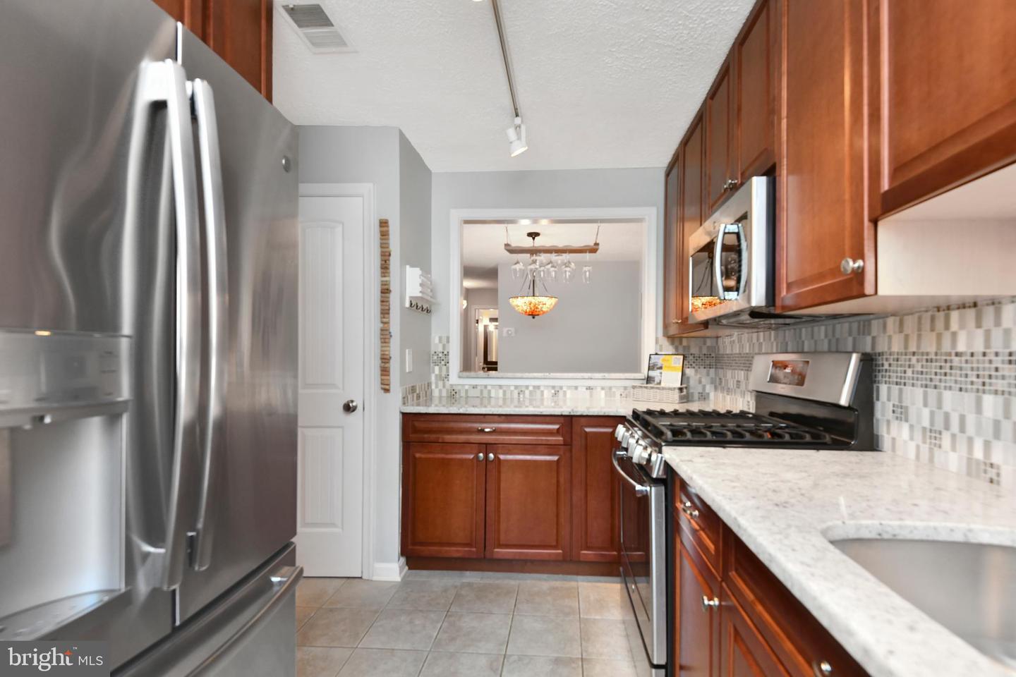 10002 OAKTON TERRACE RD, OAKTON, Virginia 22124, 1 Bedroom Bedrooms, ,1 BathroomBathrooms,Residential,For sale,10002 OAKTON TERRACE RD,VAFX2277288 MLS # VAFX2277288 10002 OAKTON TERRACE RD, OAKTON, Virginia 22124, 1 Bedroom Bedrooms, ,1 BathroomBathrooms,Residential,For sale,10002 OAKTON TERRACE RD,VAFX2277288 MLS # VAFX2277288