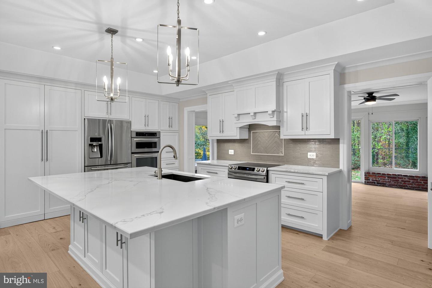 2501 EASIE ST, OAKTON, Virginia 22124, 4 Bedrooms Bedrooms, ,3 BathroomsBathrooms,Residential,For sale,2501 EASIE ST,VAFX2276682 MLS # VAFX2276682