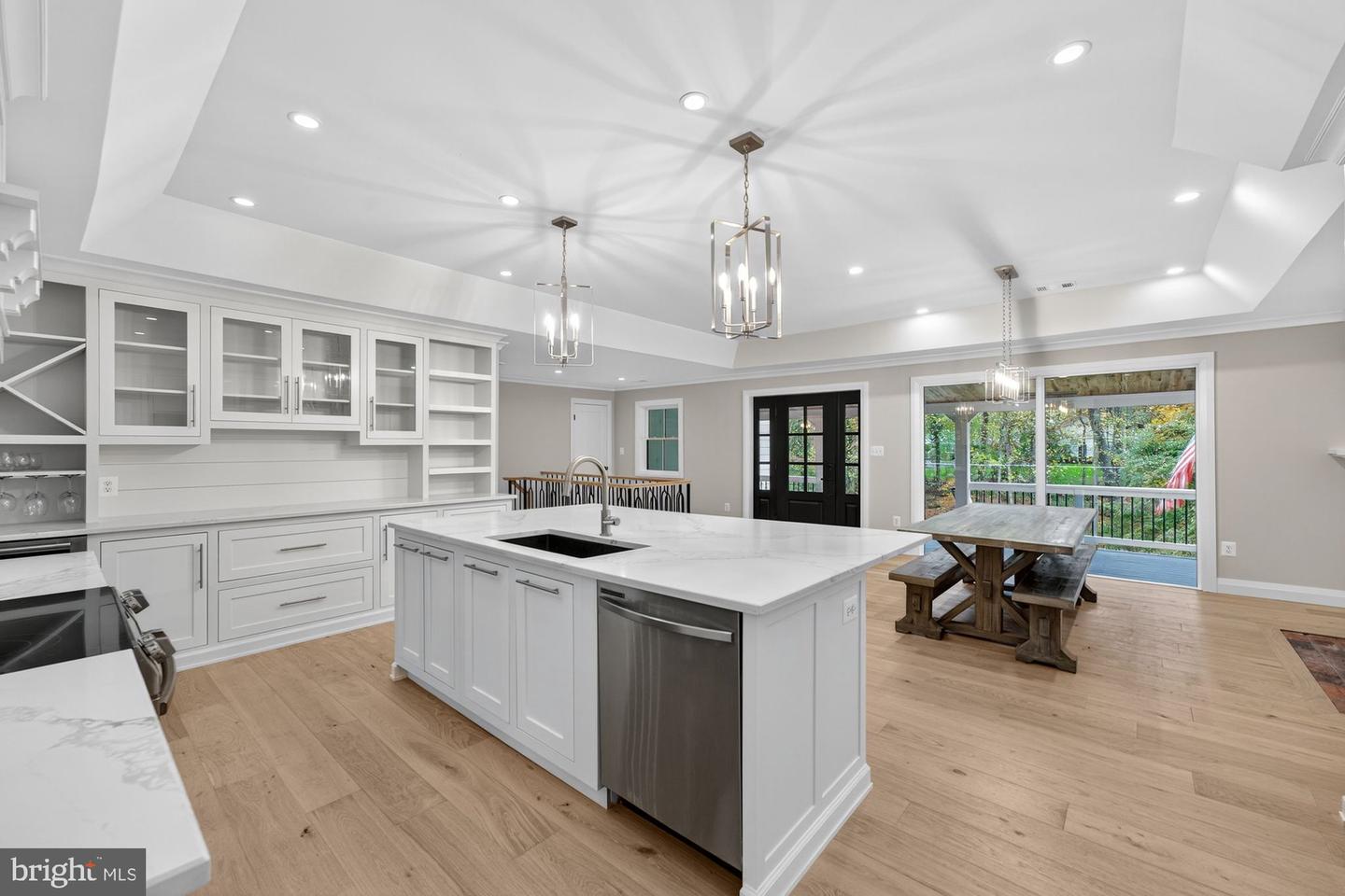 2501 EASIE ST, OAKTON, Virginia 22124, 4 Bedrooms Bedrooms, ,3 BathroomsBathrooms,Residential,For sale,2501 EASIE ST,VAFX2276682 MLS # VAFX2276682