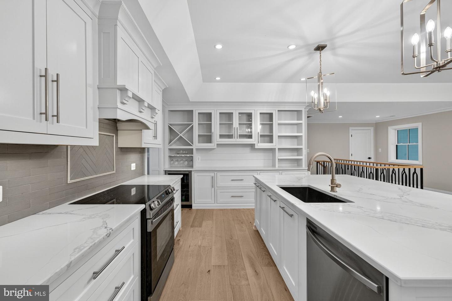 2501 EASIE ST, OAKTON, Virginia 22124, 4 Bedrooms Bedrooms, ,3 BathroomsBathrooms,Residential,For sale,2501 EASIE ST,VAFX2276682 MLS # VAFX2276682