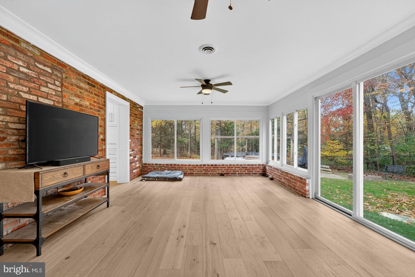 2501 EASIE ST, OAKTON, Virginia 22124, 4 Bedrooms Bedrooms, ,3 BathroomsBathrooms,Residential,For sale,2501 EASIE ST,VAFX2276682 MLS # VAFX2276682