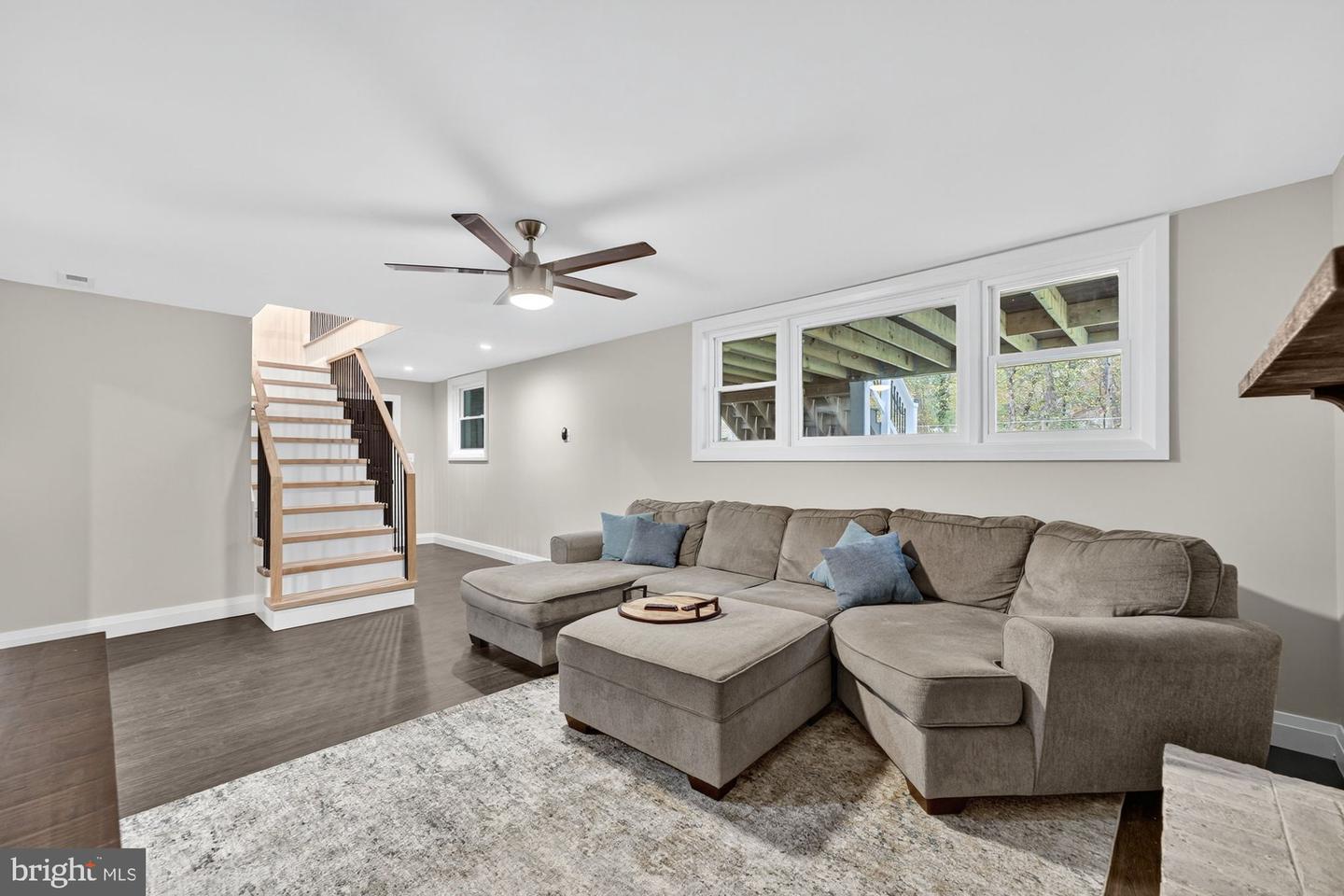 2501 EASIE ST, OAKTON, Virginia 22124, 4 Bedrooms Bedrooms, ,3 BathroomsBathrooms,Residential,For sale,2501 EASIE ST,VAFX2276682 MLS # VAFX2276682