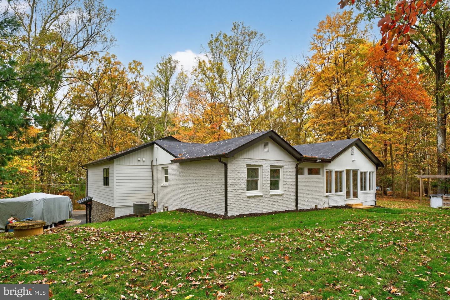 2501 EASIE ST, OAKTON, Virginia 22124, 4 Bedrooms Bedrooms, ,3 BathroomsBathrooms,Residential,For sale,2501 EASIE ST,VAFX2276682 MLS # VAFX2276682