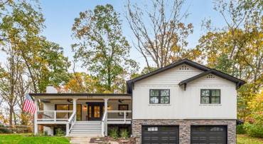 2501 EASIE ST, OAKTON, Virginia 22124, 4 Bedrooms Bedrooms, ,3 BathroomsBathrooms,Residential,For sale,2501 EASIE ST,VAFX2276682 MLS # VAFX2276682