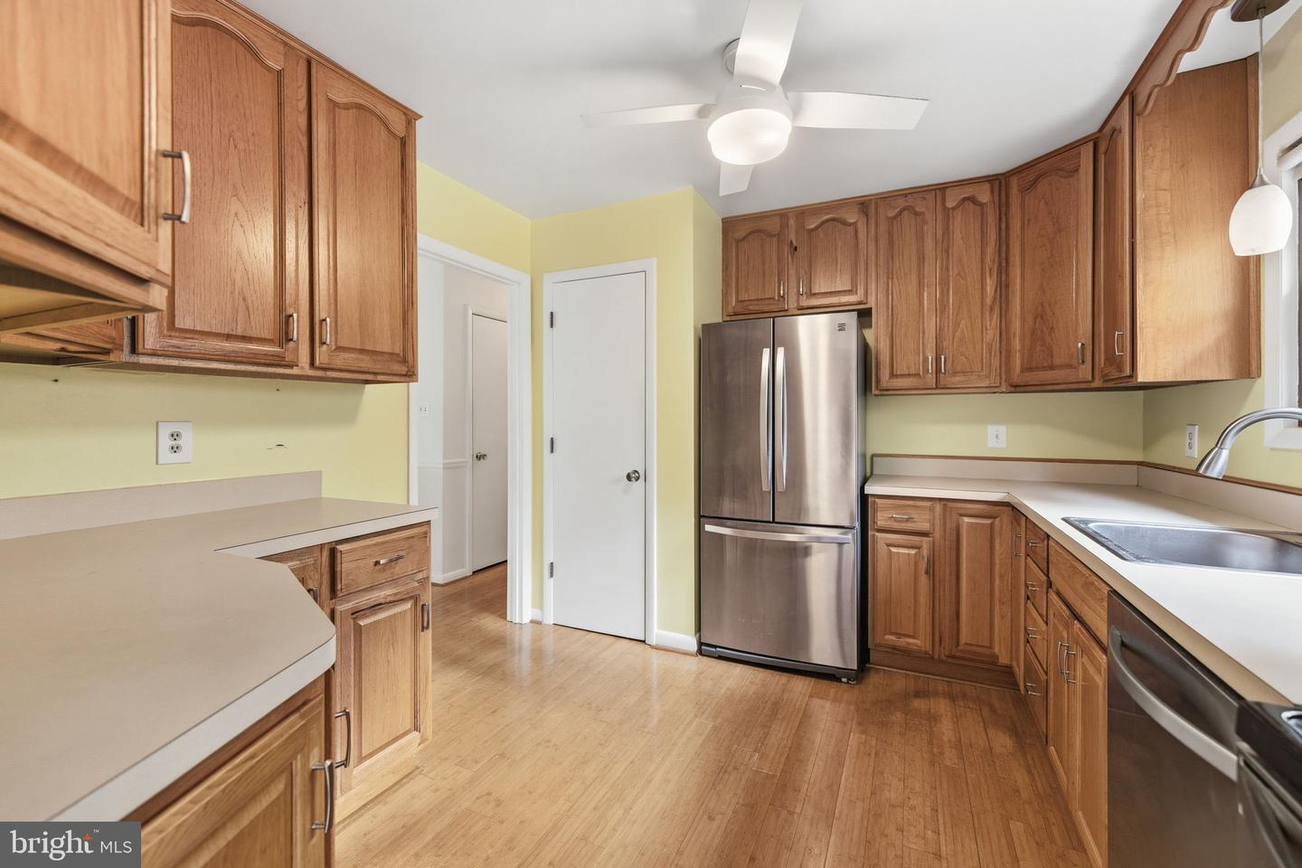 7217 RIDGEWAY DR, MANASSAS, Virginia 20112, 4 Bedrooms Bedrooms, ,3 BathroomsBathrooms,Residential,For sale,7217 RIDGEWAY DR,VAPW2106850 MLS # VAPW2106850 7217 RIDGEWAY DR, MANASSAS, Virginia 20112, 4 Bedrooms Bedrooms, ,3 BathroomsBathrooms,Residential,For sale,7217 RIDGEWAY DR,VAPW2106850 MLS # VAPW2106850