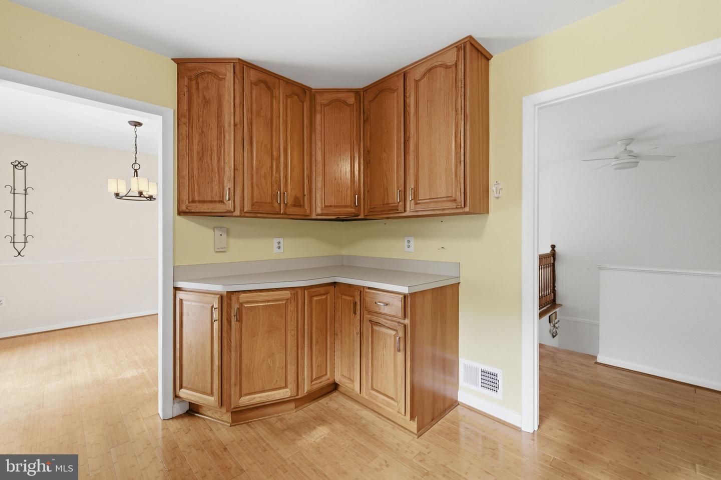 7217 RIDGEWAY DR, MANASSAS, Virginia 20112, 4 Bedrooms Bedrooms, ,3 BathroomsBathrooms,Residential,For sale,7217 RIDGEWAY DR,VAPW2106850 MLS # VAPW2106850 7217 RIDGEWAY DR, MANASSAS, Virginia 20112, 4 Bedrooms Bedrooms, ,3 BathroomsBathrooms,Residential,For sale,7217 RIDGEWAY DR,VAPW2106850 MLS # VAPW2106850