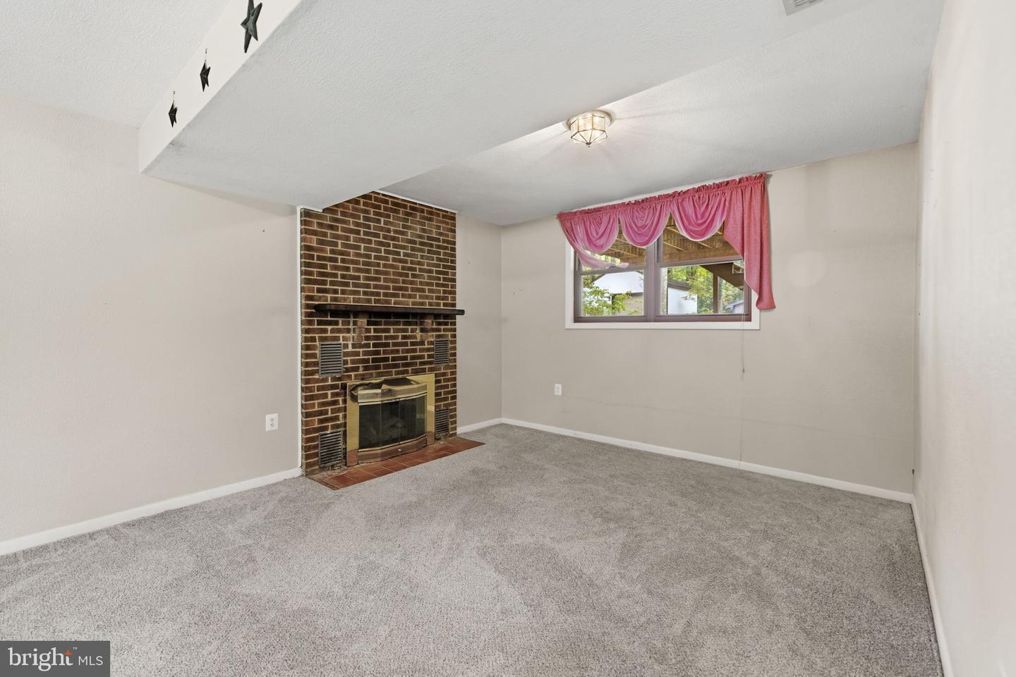 7217 RIDGEWAY DR, MANASSAS, Virginia 20112, 4 Bedrooms Bedrooms, ,3 BathroomsBathrooms,Residential,For sale,7217 RIDGEWAY DR,VAPW2106850 MLS # VAPW2106850 7217 RIDGEWAY DR, MANASSAS, Virginia 20112, 4 Bedrooms Bedrooms, ,3 BathroomsBathrooms,Residential,For sale,7217 RIDGEWAY DR,VAPW2106850 MLS # VAPW2106850