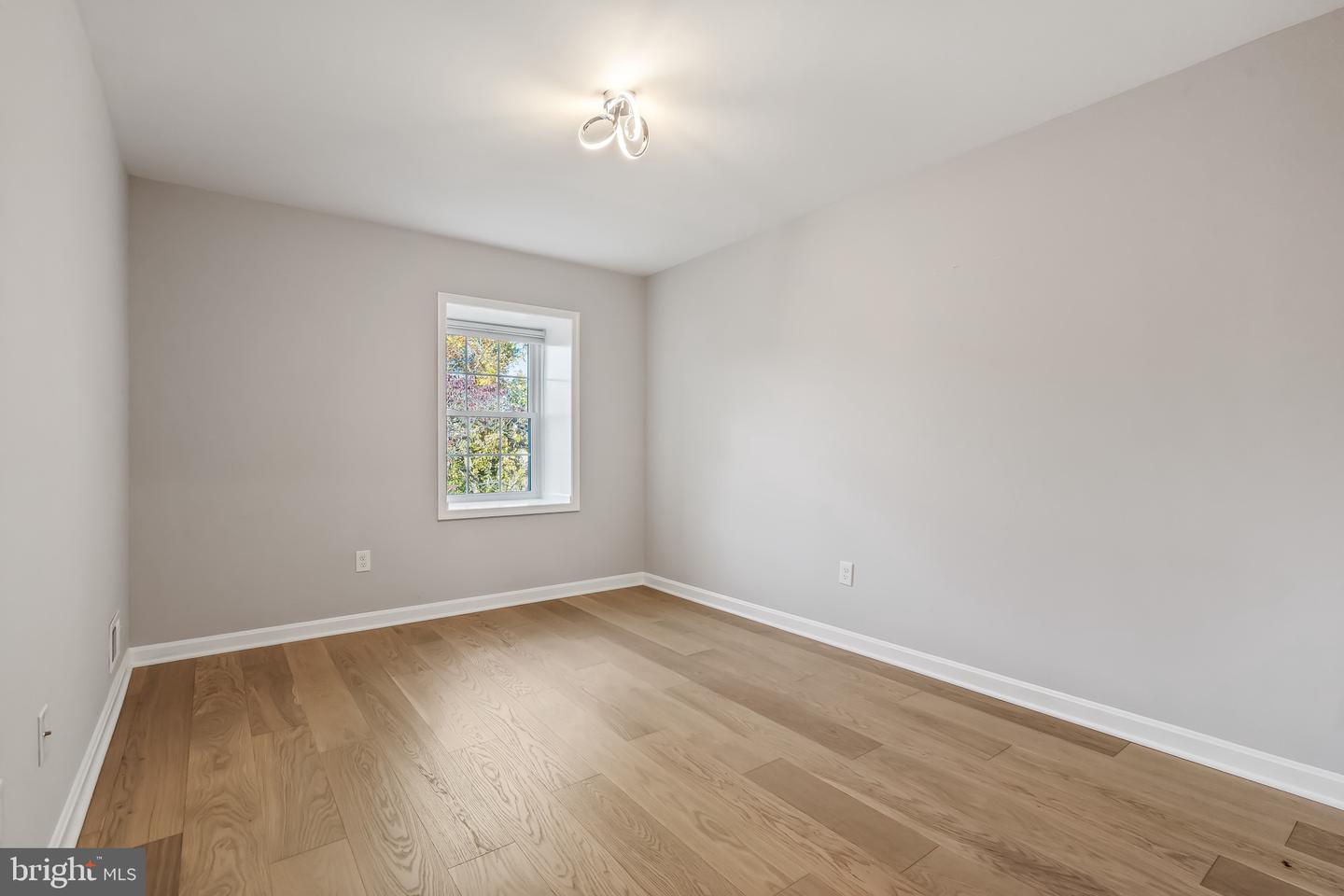 6620 ROSECROFT PL, FALLS CHURCH, Virginia 22043, 3 Bedrooms Bedrooms, ,2 BathroomsBathrooms,Residential,For sale,6620 ROSECROFT PL,VAFX2276802 MLS # VAFX2276802 6620 ROSECROFT PL, FALLS CHURCH, Virginia 22043, 3 Bedrooms Bedrooms, ,2 BathroomsBathrooms,Residential,For sale,6620 ROSECROFT PL,VAFX2276802 MLS # VAFX2276802