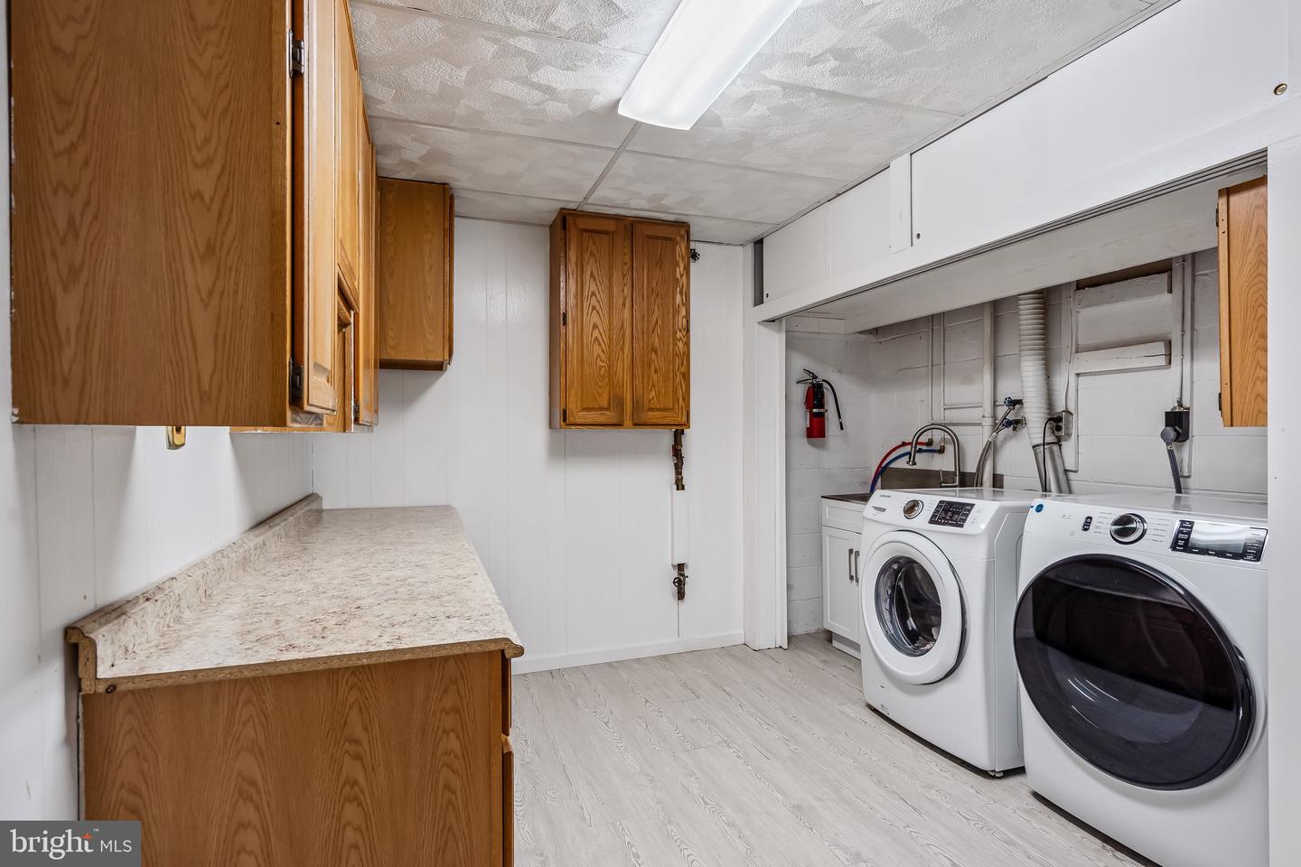 6620 ROSECROFT PL, FALLS CHURCH, Virginia 22043, 3 Bedrooms Bedrooms, ,2 BathroomsBathrooms,Residential,For sale,6620 ROSECROFT PL,VAFX2276802 MLS # VAFX2276802 6620 ROSECROFT PL, FALLS CHURCH, Virginia 22043, 3 Bedrooms Bedrooms, ,2 BathroomsBathrooms,Residential,For sale,6620 ROSECROFT PL,VAFX2276802 MLS # VAFX2276802