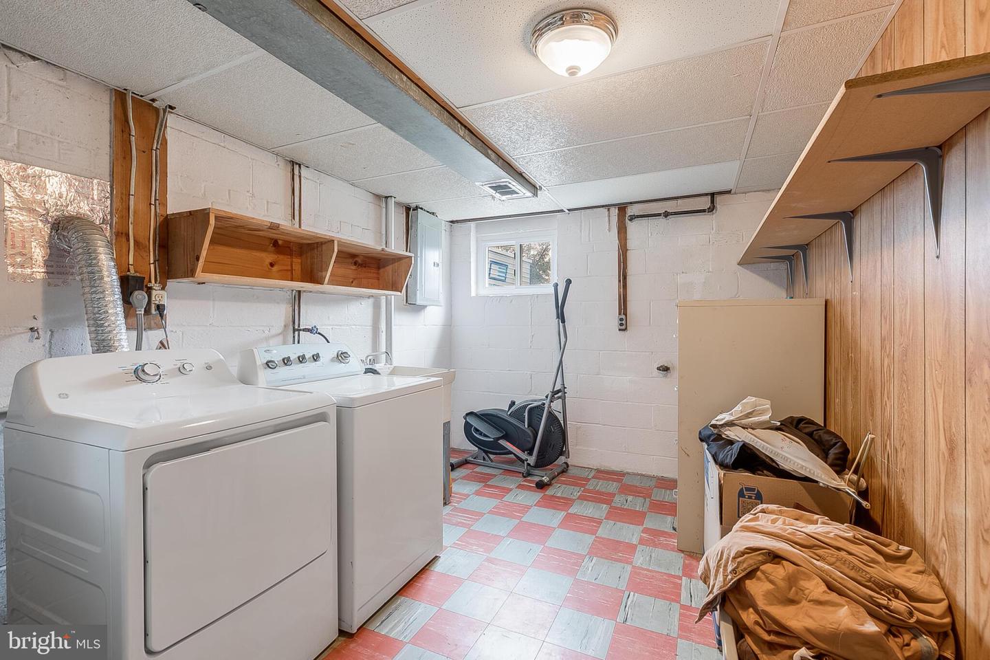 121 JASPER PL, ALEXANDRIA, Virginia 22304, 5 Bedrooms Bedrooms, ,2 BathroomsBathrooms,Residential,For sale,121 JASPER PL,VAAX2051292 MLS # VAAX2051292 121 JASPER PL, ALEXANDRIA, Virginia 22304, 5 Bedrooms Bedrooms, ,2 BathroomsBathrooms,Residential,For sale,121 JASPER PL,VAAX2051292 MLS # VAAX2051292