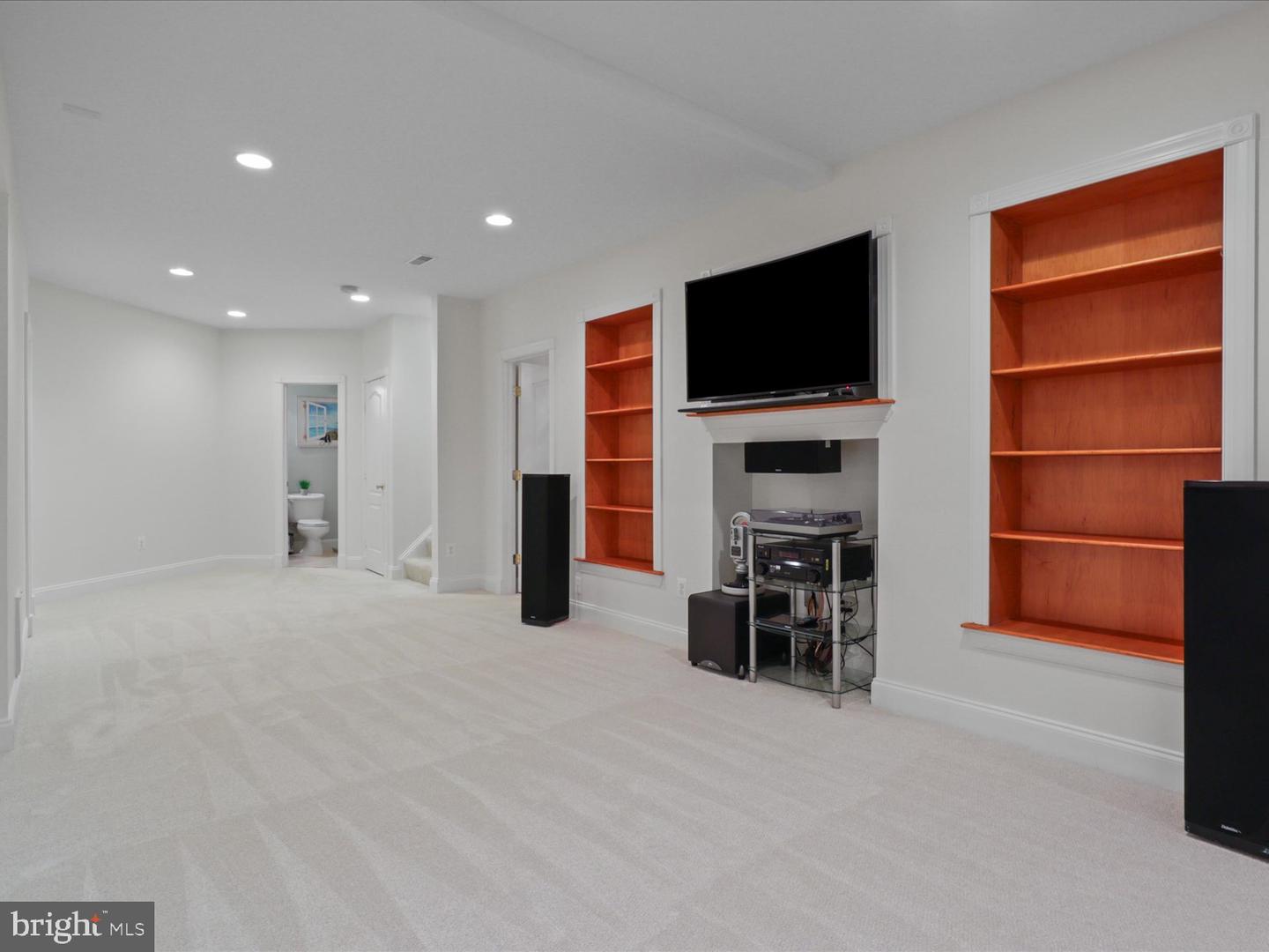 5709 WHEELWRIGHT WAY, HAYMARKET, Virginia 20169, 3 Bedrooms Bedrooms, ,3 BathroomsBathrooms,Residential,For sale,5709 WHEELWRIGHT WAY,VAPW2106926 MLS # VAPW2106926 5709 WHEELWRIGHT WAY, HAYMARKET, Virginia 20169, 3 Bedrooms Bedrooms, ,3 BathroomsBathrooms,Residential,For sale,5709 WHEELWRIGHT WAY,VAPW2106926 MLS # VAPW2106926