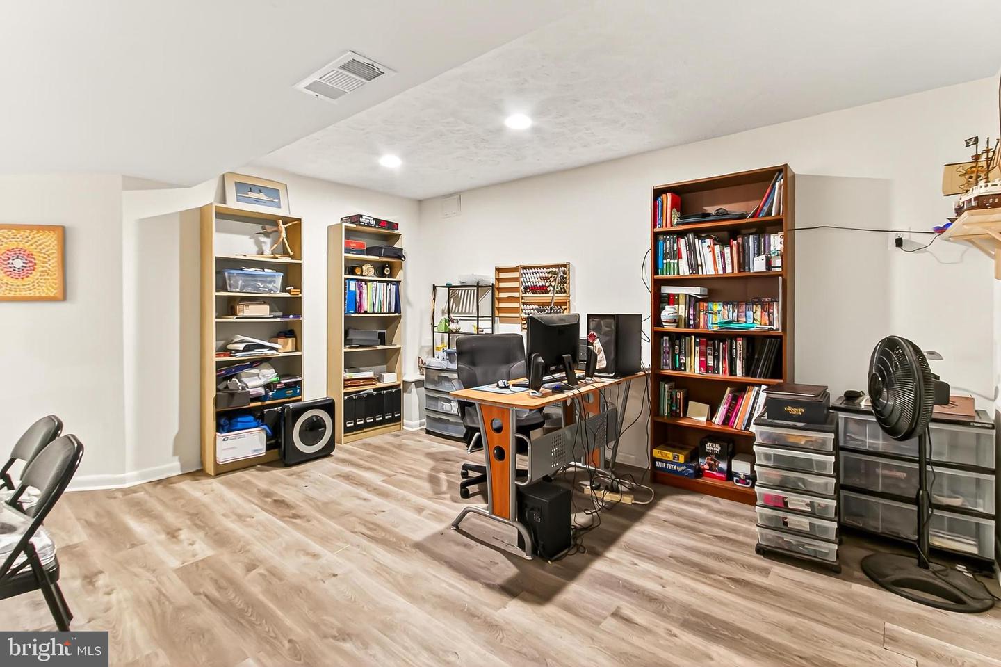 9917 DUNCAN ST, FAIRFAX, Virginia 22031, 3 Bedrooms Bedrooms, ,2 BathroomsBathrooms,Residential,For sale,9917 DUNCAN ST,VAFC2007280 MLS # VAFC2007280 9917 DUNCAN ST, FAIRFAX, Virginia 22031, 3 Bedrooms Bedrooms, ,2 BathroomsBathrooms,Residential,For sale,9917 DUNCAN ST,VAFC2007280 MLS # VAFC2007280