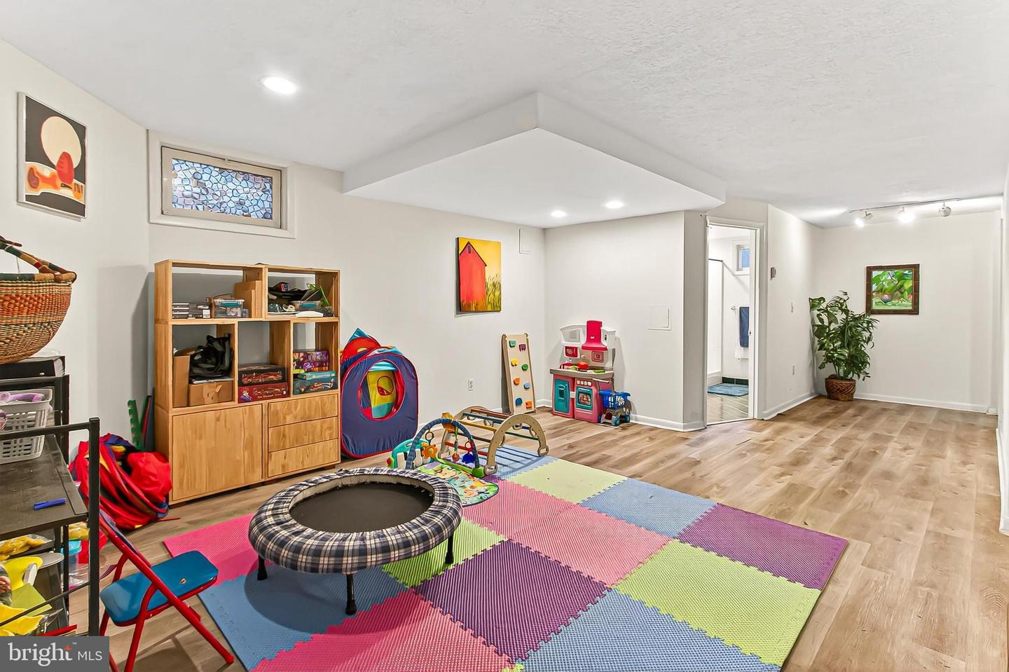 9917 DUNCAN ST, FAIRFAX, Virginia 22031, 3 Bedrooms Bedrooms, ,2 BathroomsBathrooms,Residential,For sale,9917 DUNCAN ST,VAFC2007280 MLS # VAFC2007280 9917 DUNCAN ST, FAIRFAX, Virginia 22031, 3 Bedrooms Bedrooms, ,2 BathroomsBathrooms,Residential,For sale,9917 DUNCAN ST,VAFC2007280 MLS # VAFC2007280