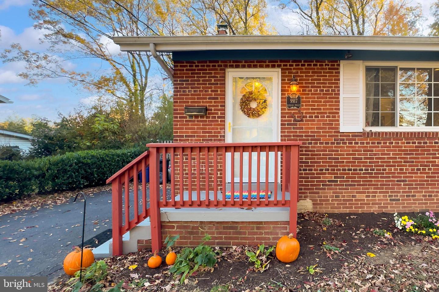 9917 DUNCAN ST, FAIRFAX, Virginia 22031, 3 Bedrooms Bedrooms, ,2 BathroomsBathrooms,Residential,For sale,9917 DUNCAN ST,VAFC2007280 MLS # VAFC2007280 9917 DUNCAN ST, FAIRFAX, Virginia 22031, 3 Bedrooms Bedrooms, ,2 BathroomsBathrooms,Residential,For sale,9917 DUNCAN ST,VAFC2007280 MLS # VAFC2007280