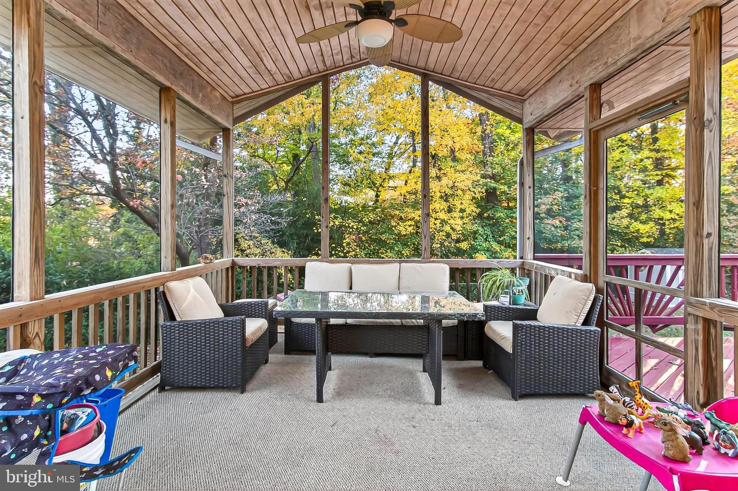 9917 DUNCAN ST, FAIRFAX, Virginia 22031, 3 Bedrooms Bedrooms, ,2 BathroomsBathrooms,Residential,For sale,9917 DUNCAN ST,VAFC2007280 MLS # VAFC2007280 9917 DUNCAN ST, FAIRFAX, Virginia 22031, 3 Bedrooms Bedrooms, ,2 BathroomsBathrooms,Residential,For sale,9917 DUNCAN ST,VAFC2007280 MLS # VAFC2007280