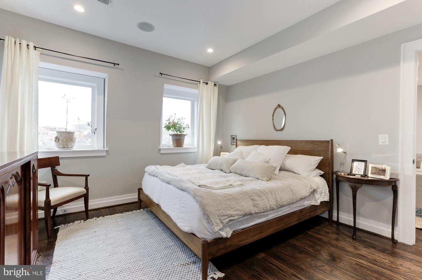 2303 ONTARIO RD NW #7, WASHINGTON, District Of Columbia 20009, 2 Bedrooms Bedrooms, ,2 BathroomsBathrooms,Residential,For sale,2303 ONTARIO RD NW #7,DCDC2229630 MLS # DCDC2229630 2303 ONTARIO RD NW #7, WASHINGTON, District Of Columbia 20009, 2 Bedrooms Bedrooms, ,2 BathroomsBathrooms,Residential,For sale,2303 ONTARIO RD NW #7,DCDC2229630 MLS # DCDC2229630